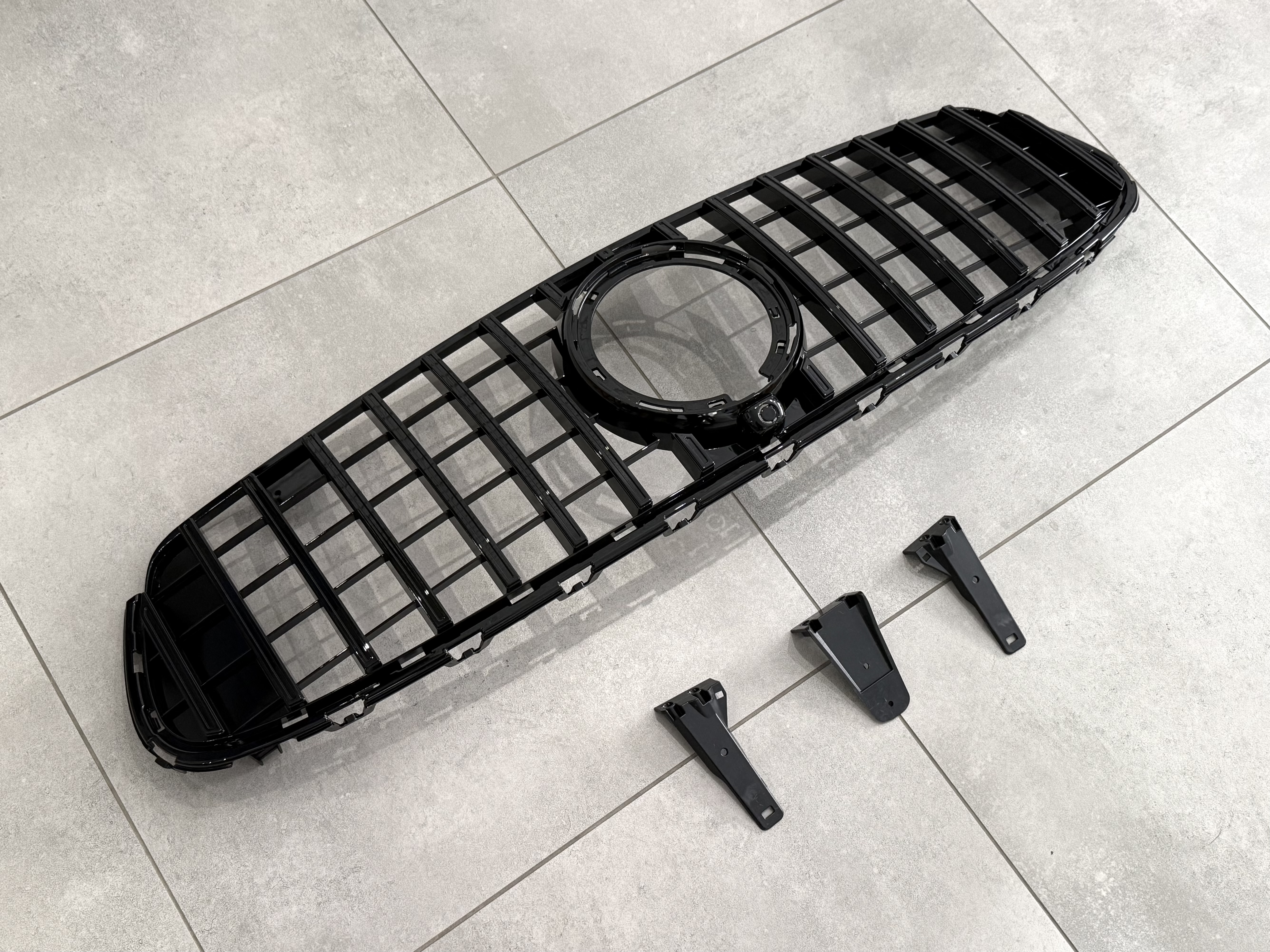 Решітка радіатора GT BLACK ДЛЯ AMG Mercedes AMG GLC-Class X253 / C253 2020-2023 3
