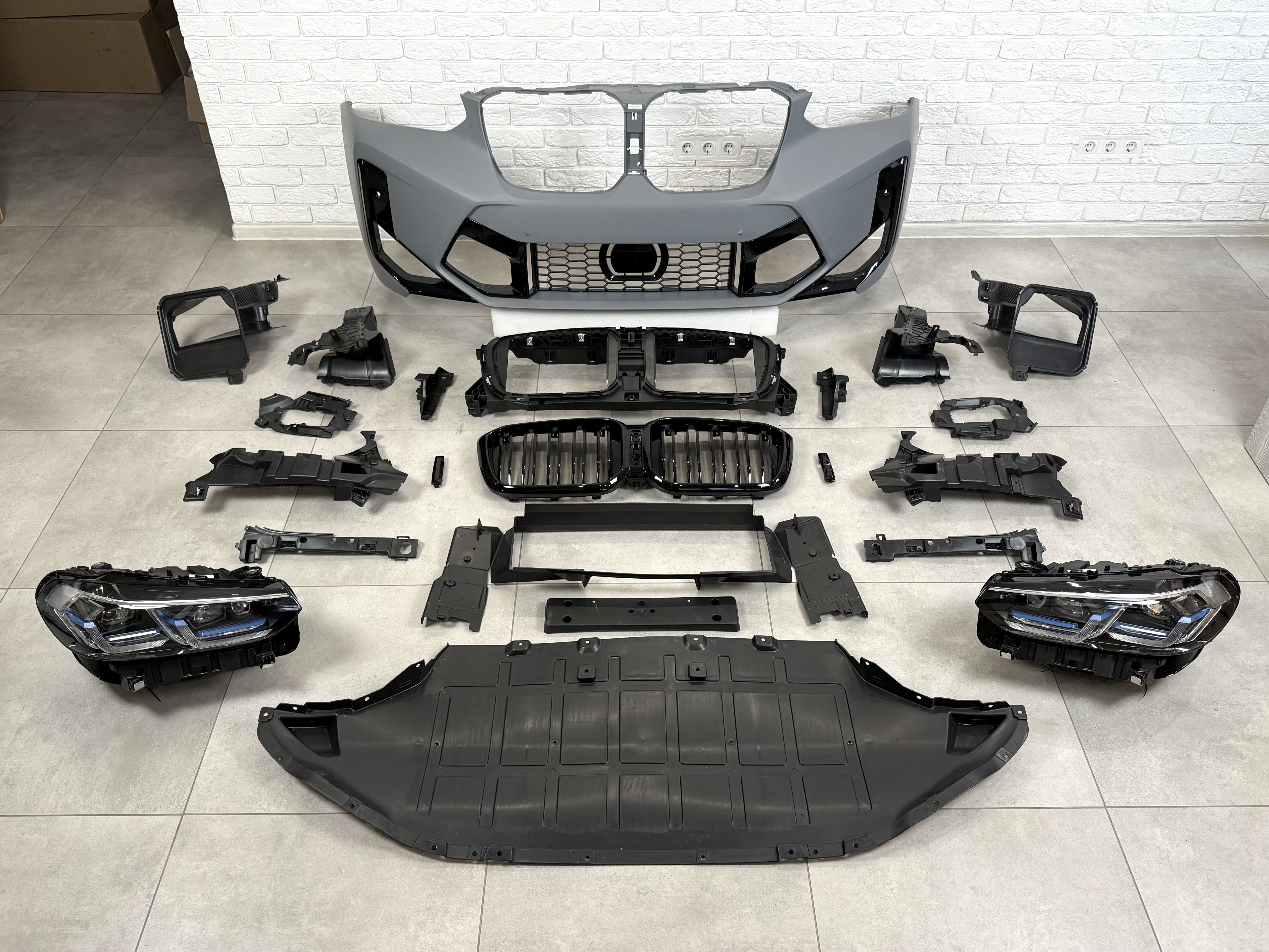 Рестайлінг комплект обвісу X4M F98 2022+ для BMW X4 G02 F98 2018-2021 2