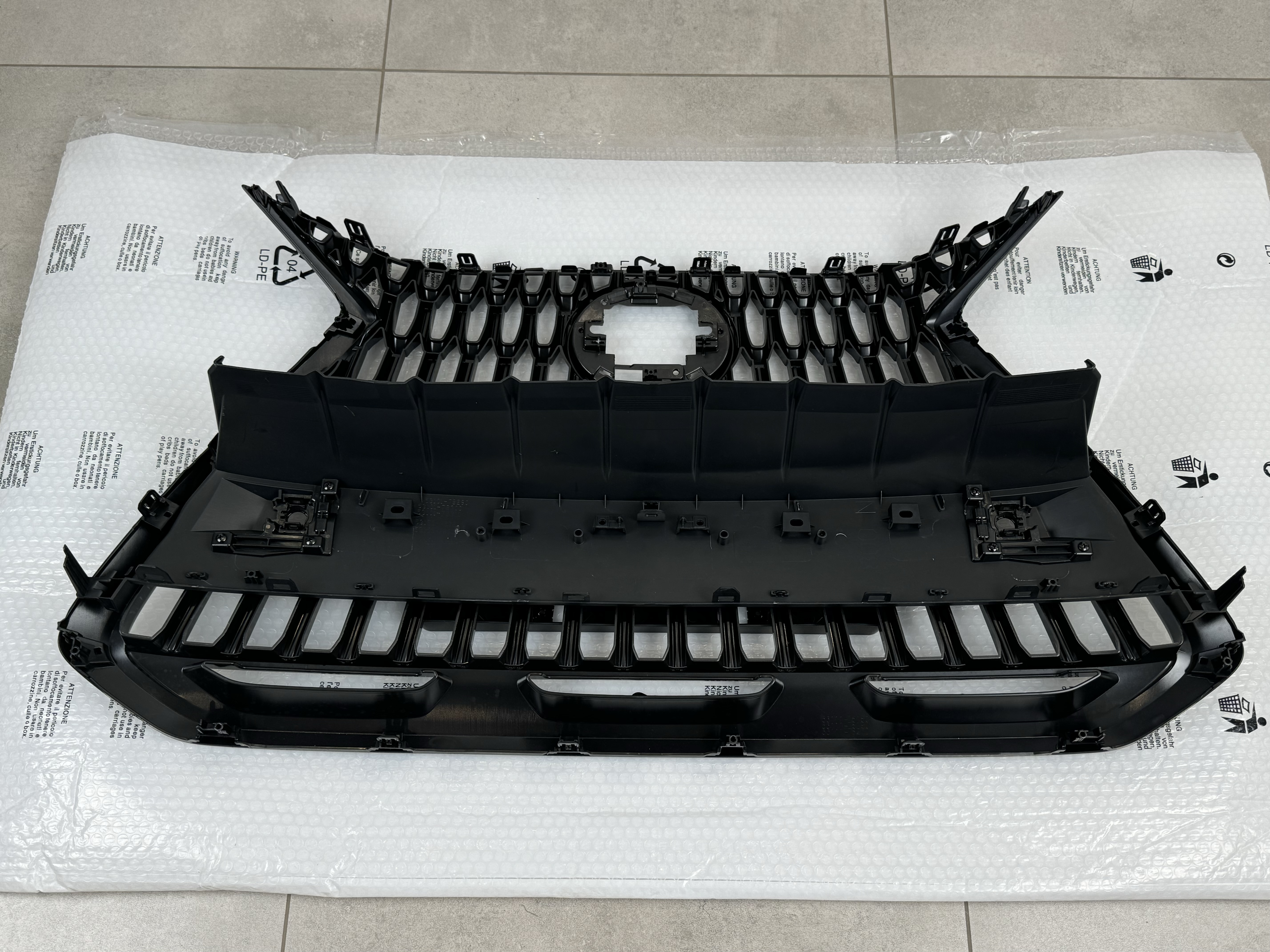 Решітка радіатора OEM 5311178190 Lexus NX 2022+ 2