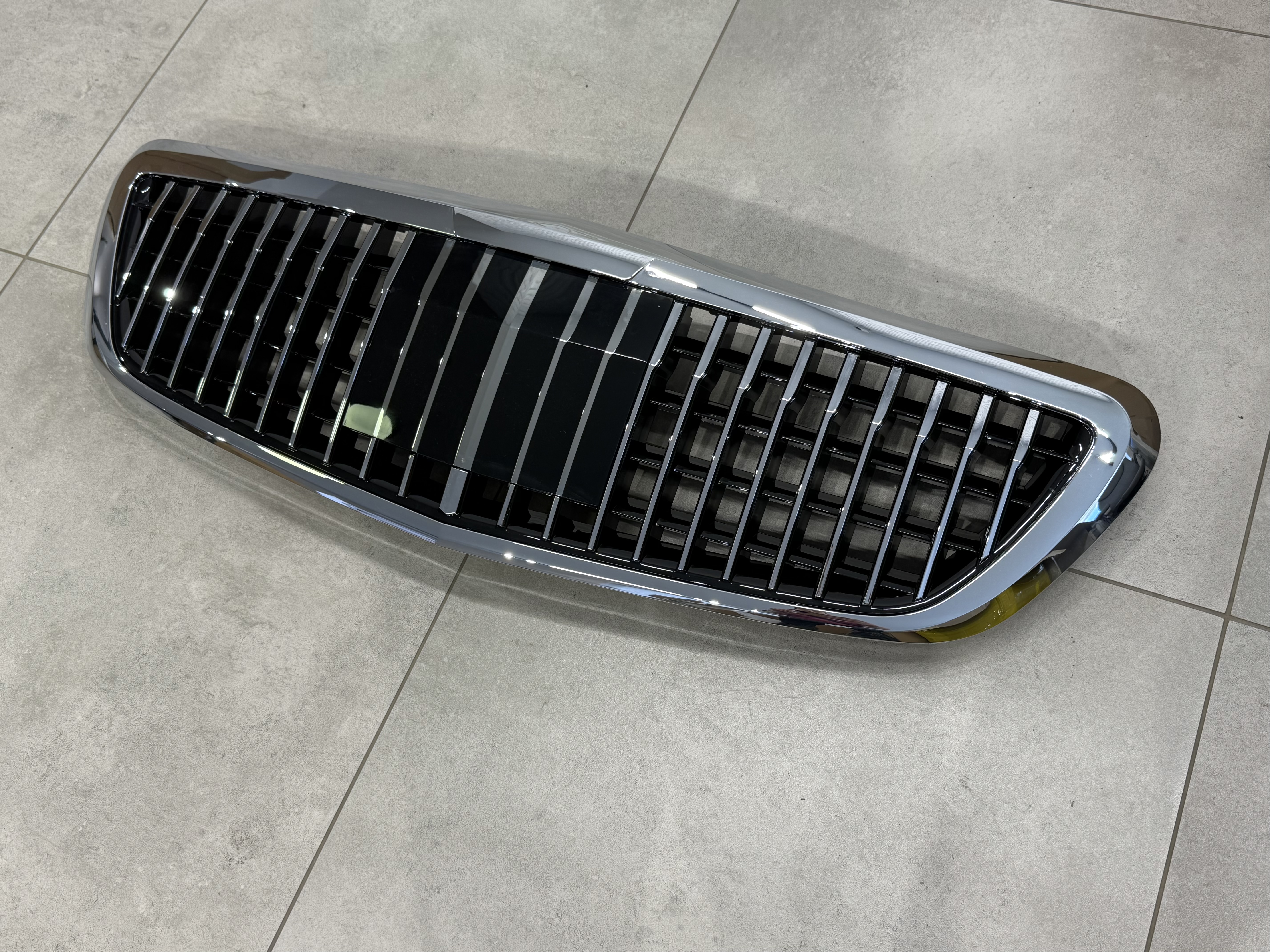 Решітка радіатора Maybach для Mercedes Benz V-class W447 2014-2019 ДЛЯ AMG ТА ЗВИЧАЙНОГО 3