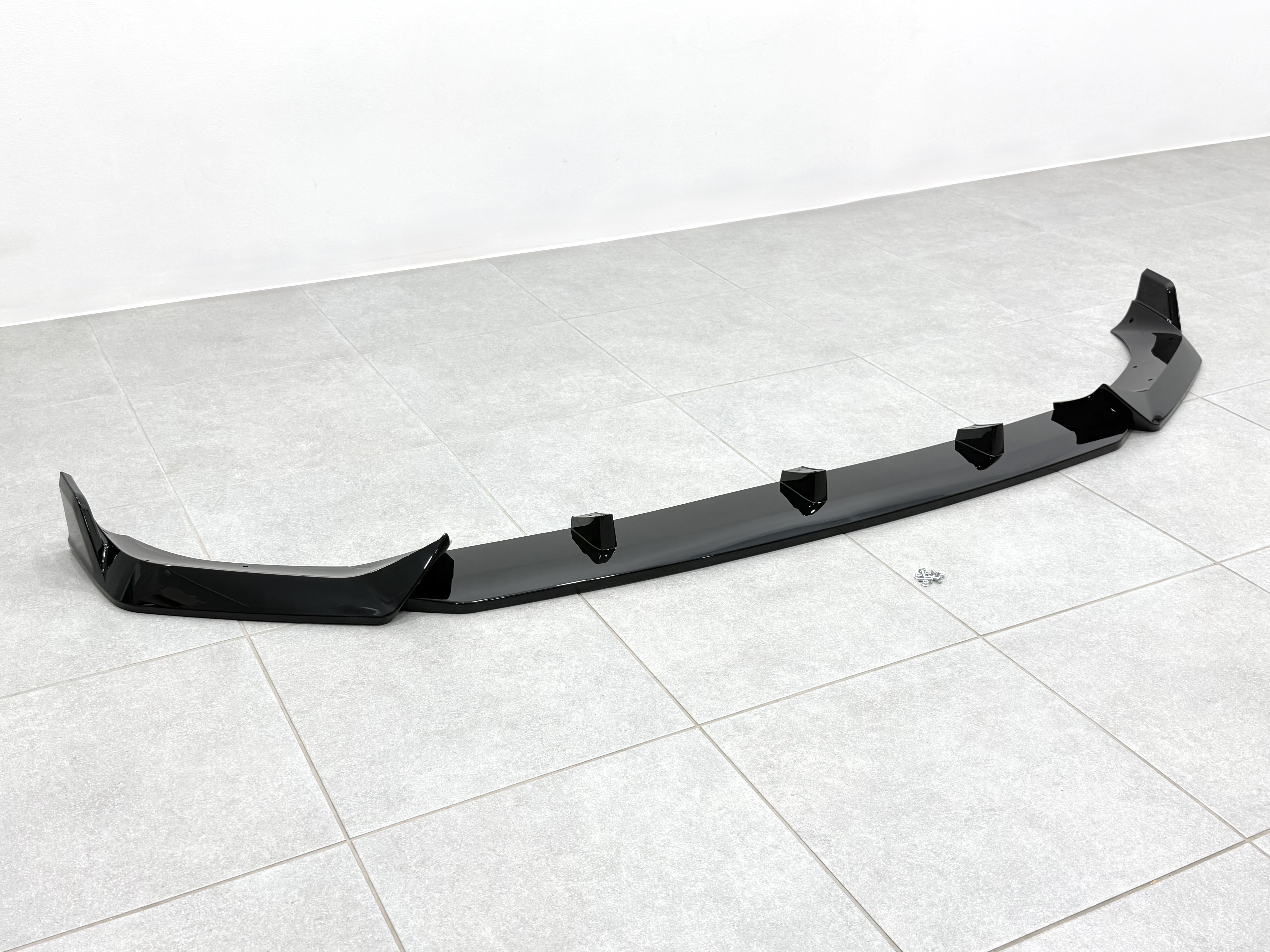 Накладка переднього бампера Paradigm BMW X7 G07 2019-2022, чорний глянець 4
