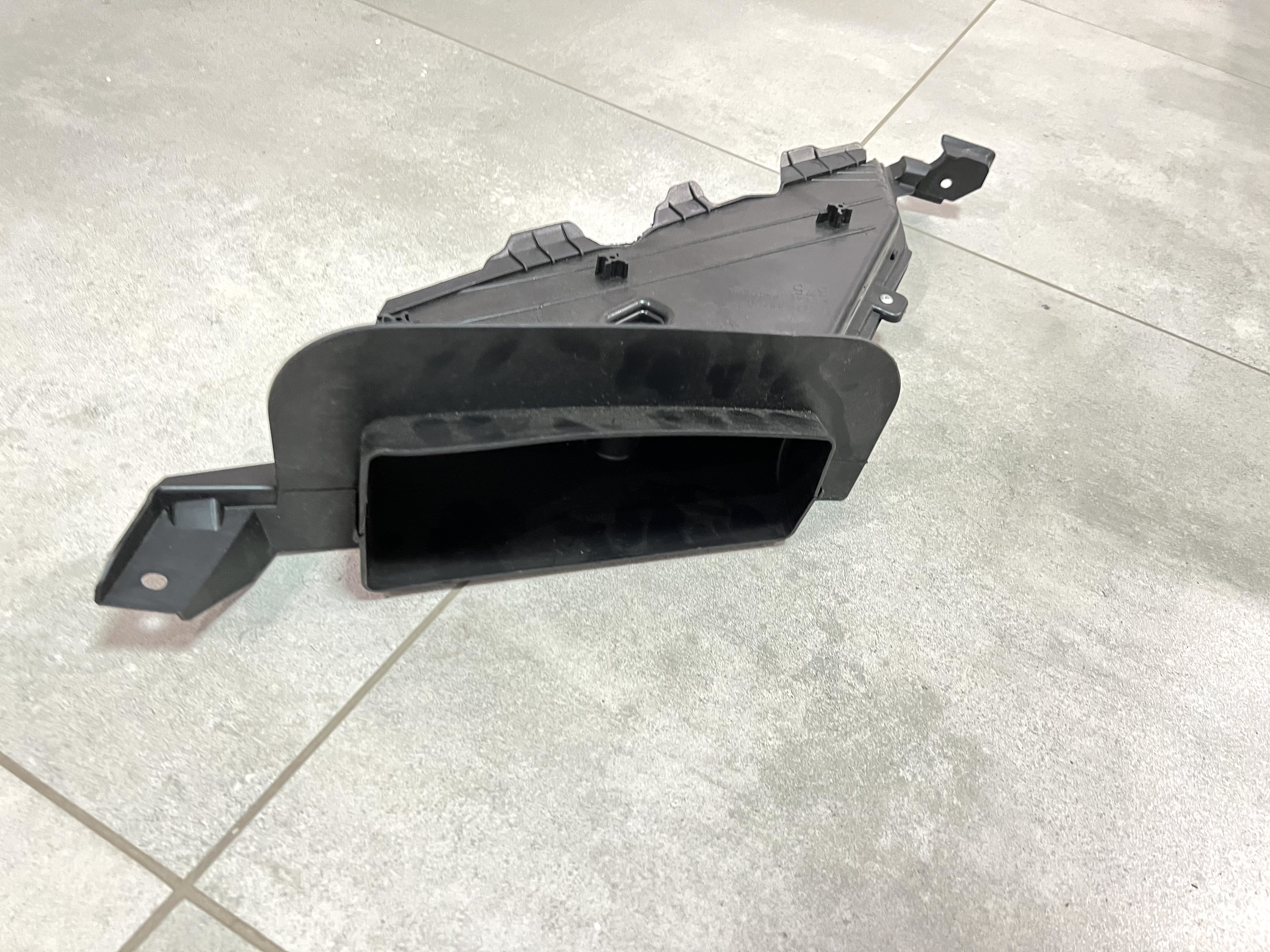 Повітропровід бампера Lexus RX 2019-2022 5328648120 5