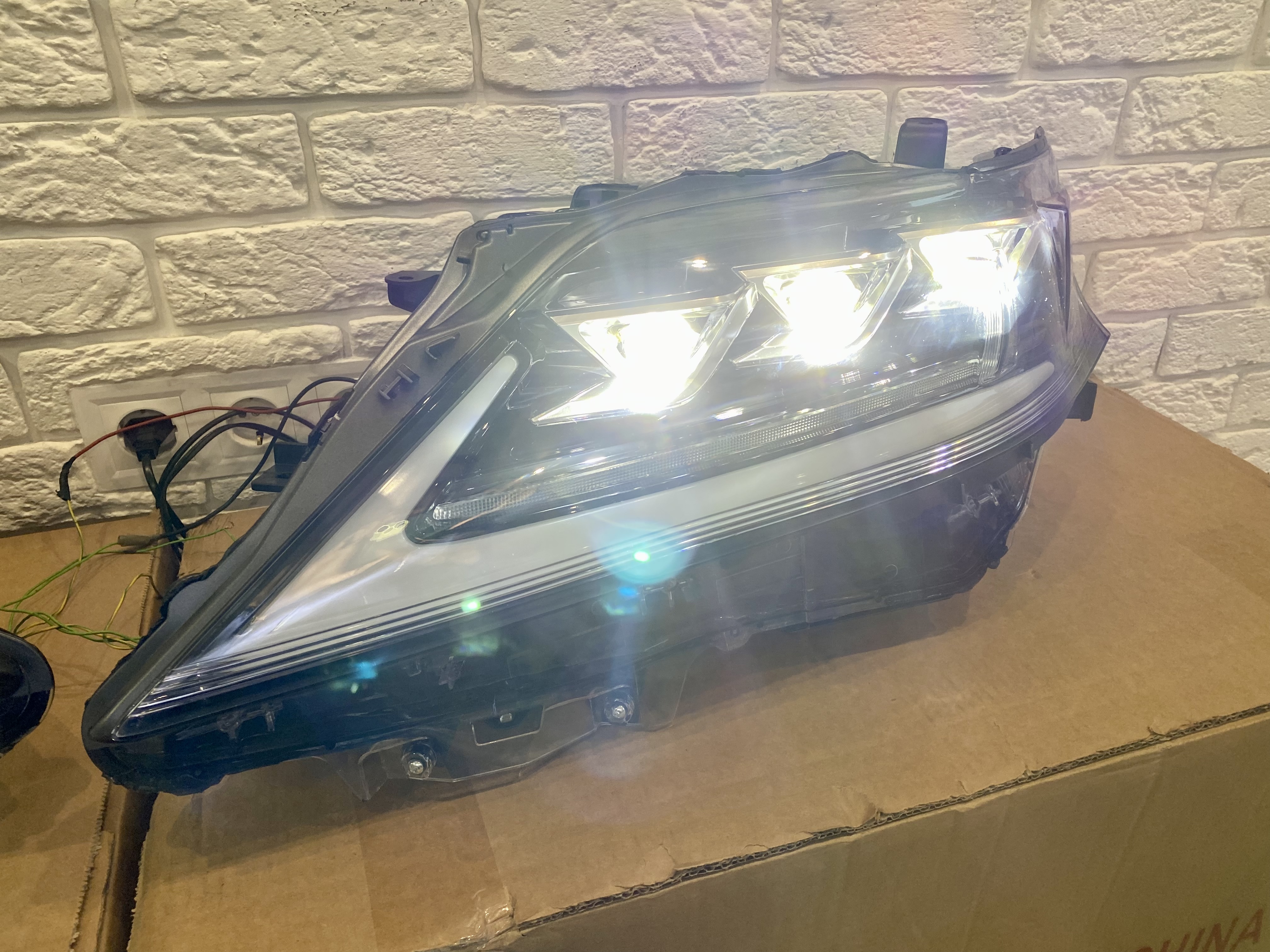 Фари Full LED 3 лінзи Lexus RX 350/450H 2012-2015 у стилі рестайлінг 2020 3