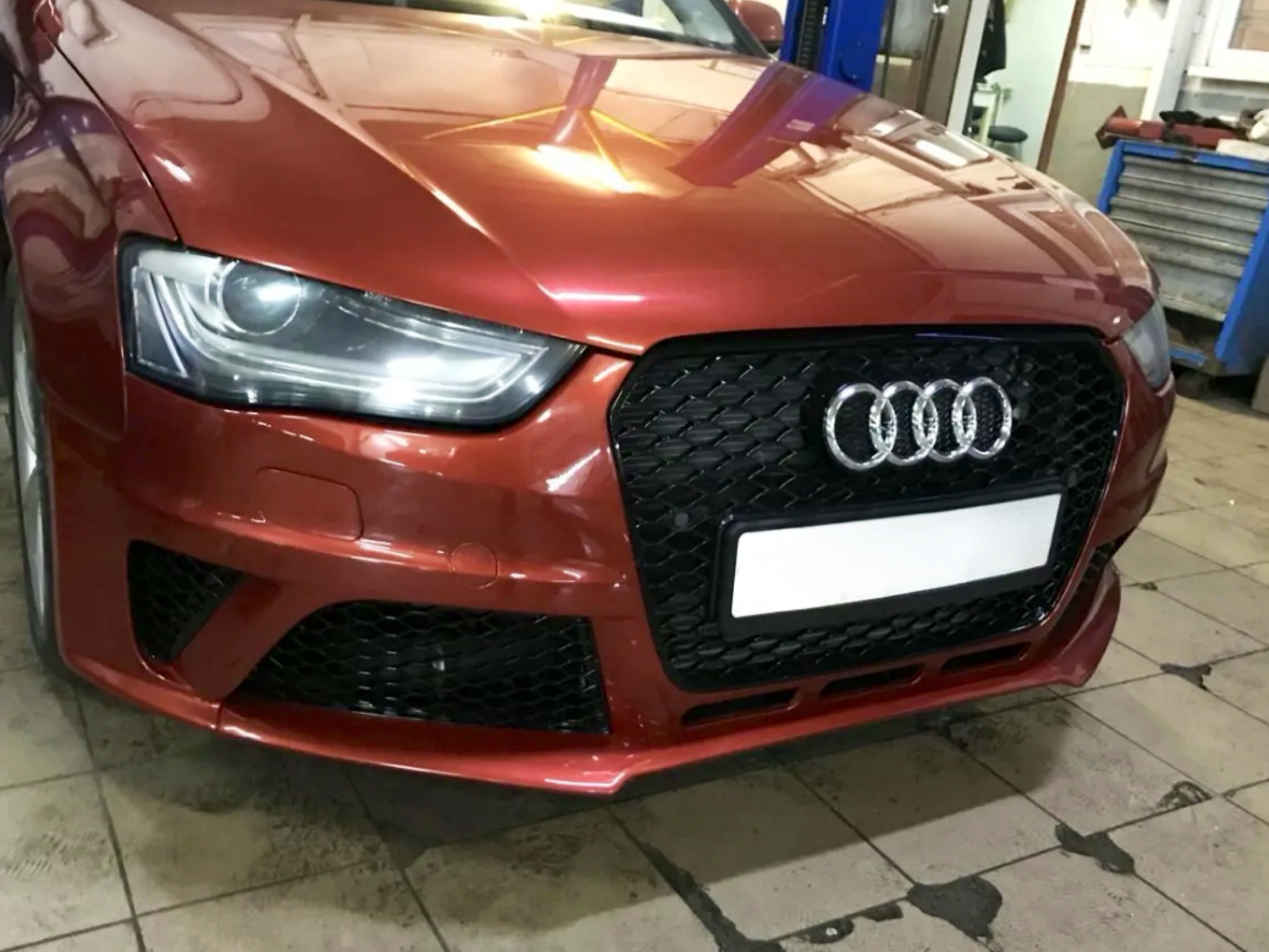 Бампер передній у зборі стиль RS4 для Audi A4 B8 2012-2015 3