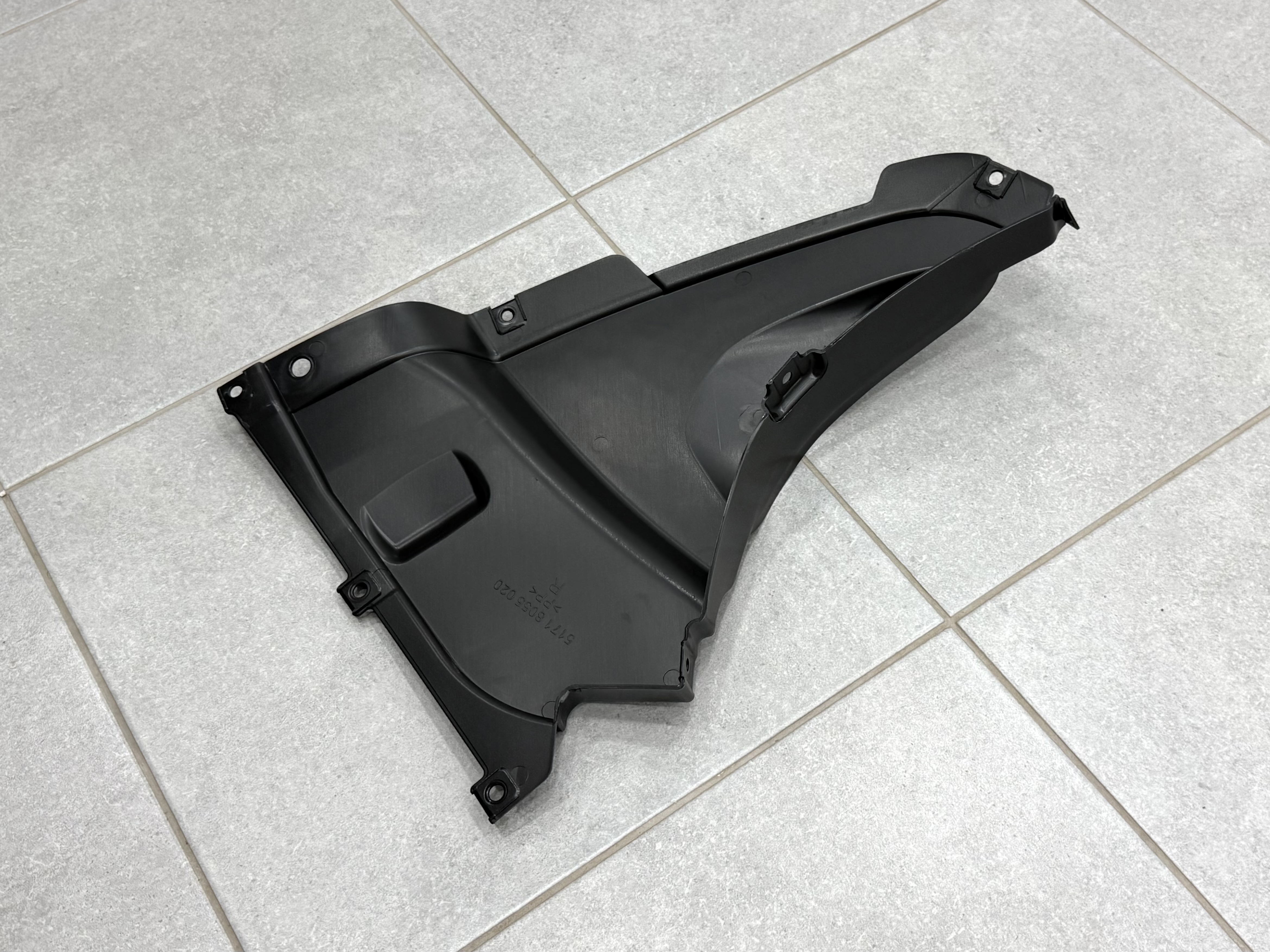 Правий локер M Paket 51718055020 для BMW F30 / F31 2012-2018 6