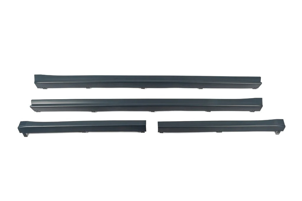Бокові пороги AMG (для середньої бази, ABS) 3