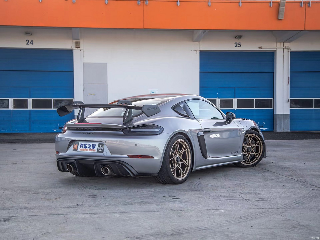 Спойлер GT4 RS 3