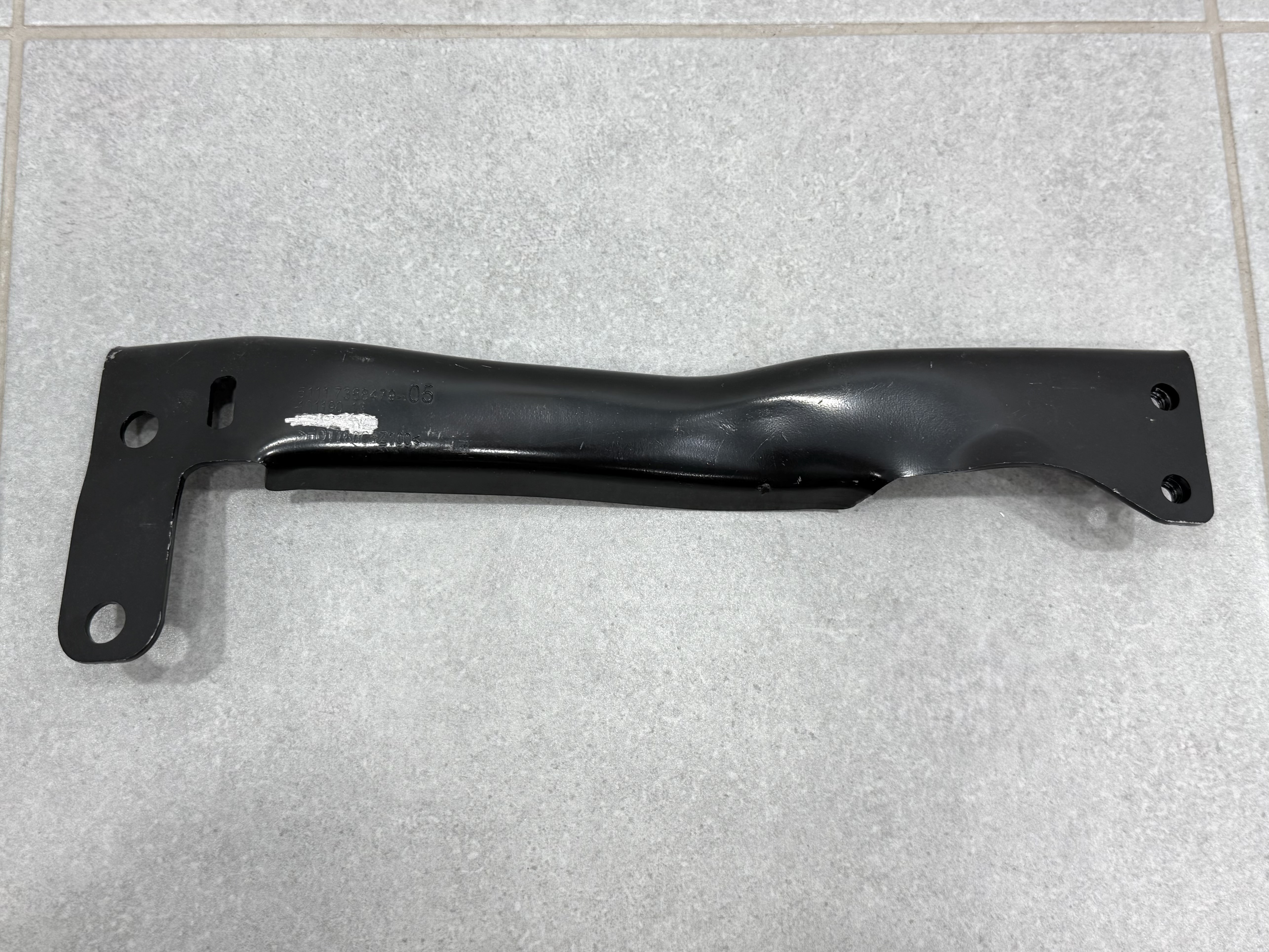 Кронштейн лівого окуляра 51117368479 для BMW G30 G31 G11 G12 2