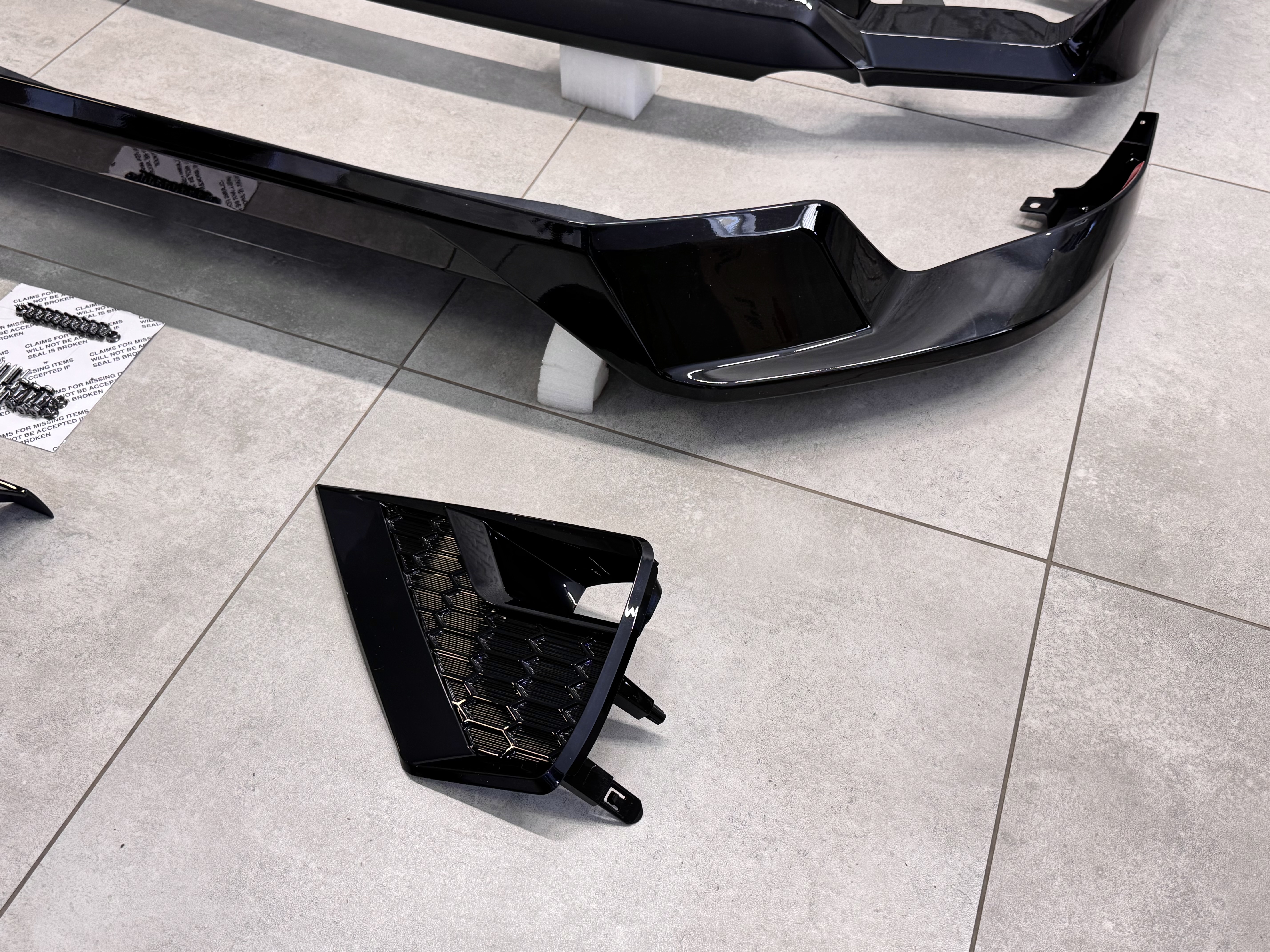 Обвіс ONYX BLACK Toyota Land Cruiser Prado 150 2018-2023 колір чорний 202, спідниця передня, задня, накладки птф 3