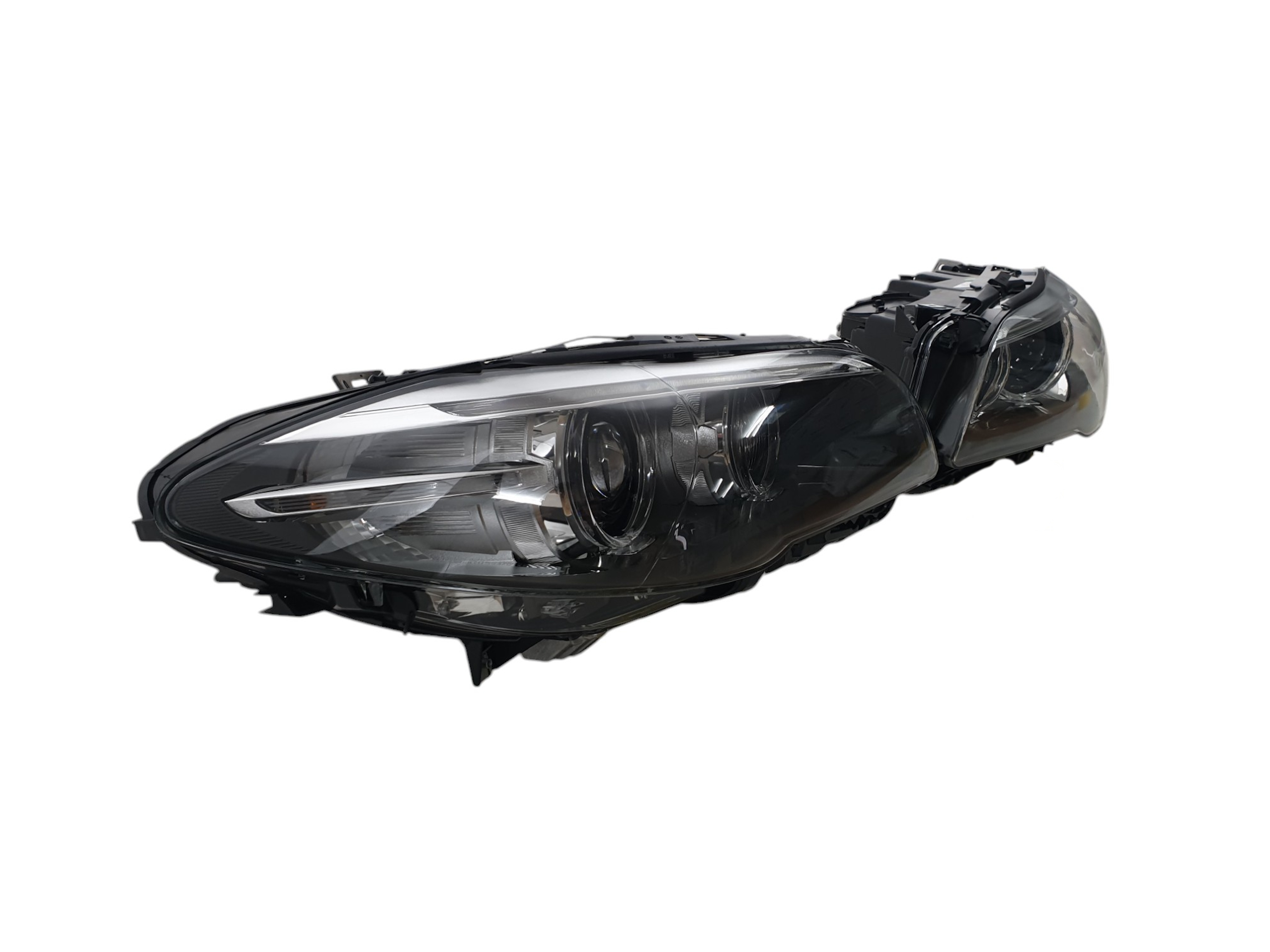 Передні фари (Xenon Adaptive) комплектні на BMW 5 Series F10 / F11 2010-2017 року 2