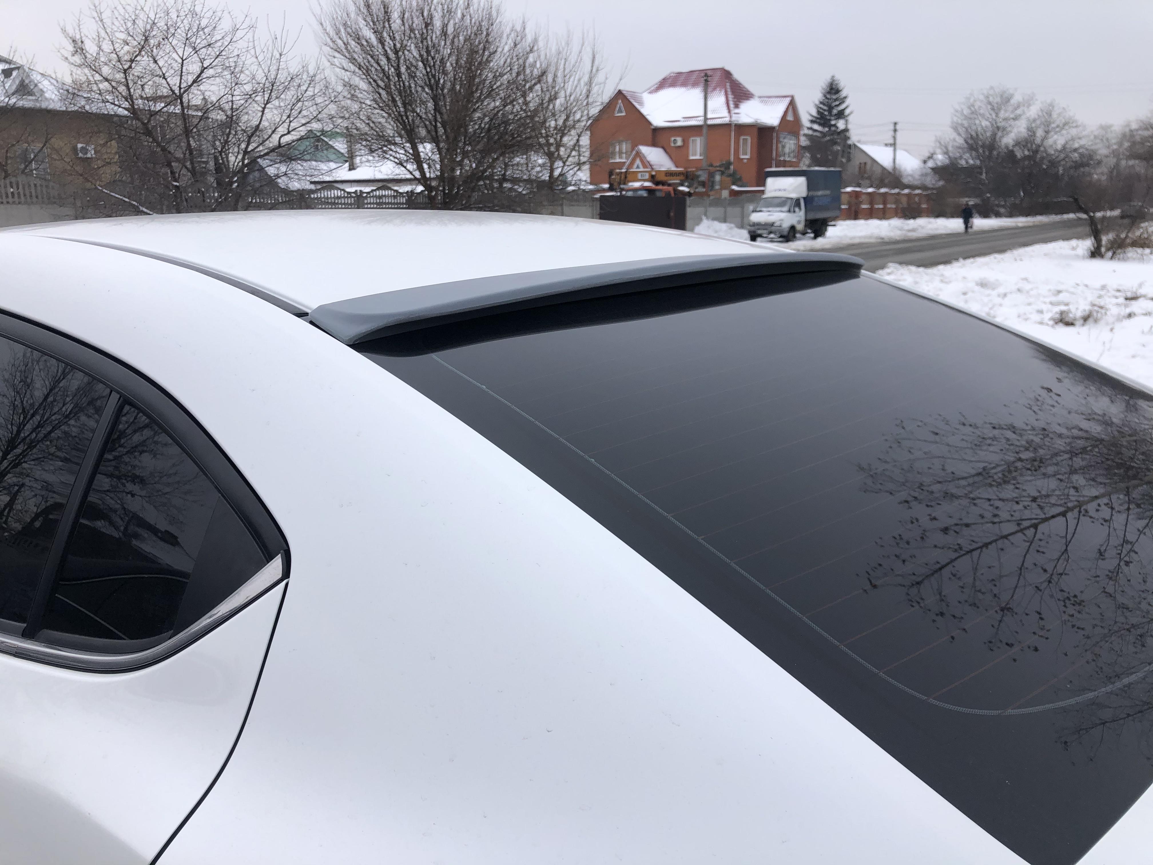 Козирок на скло Mazda 3 sedan 2013-2021 ABS пластик під фарбування 5