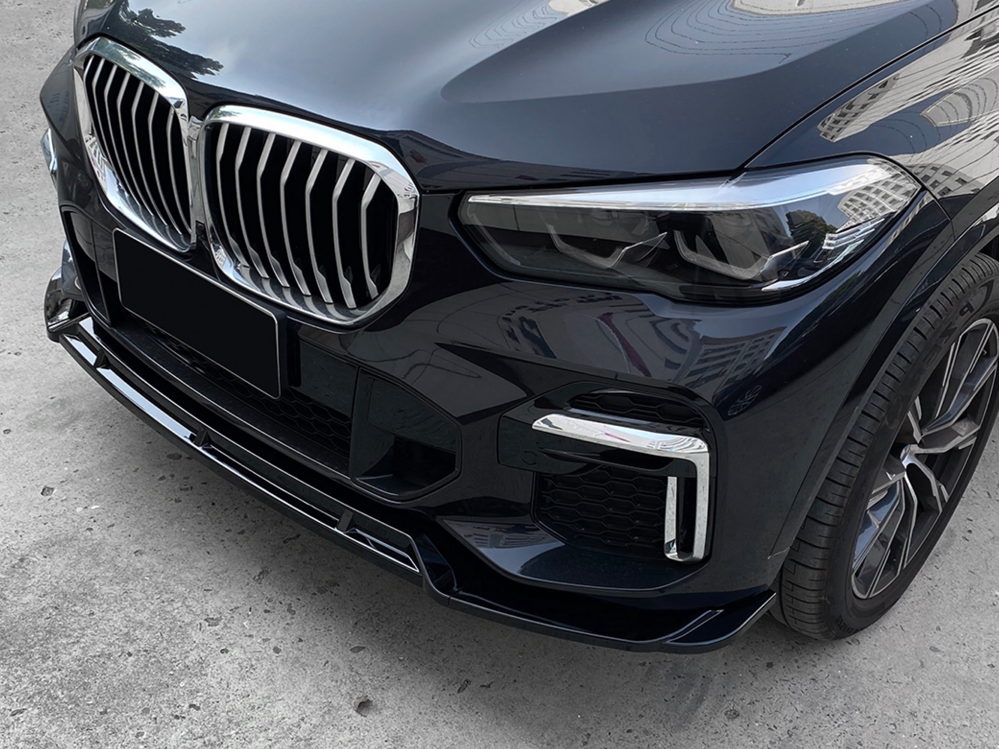 Спідниця переднього бампера M-Perfomance для BMW X5 G05 2019-2022 ABS пластик, чорний глянець 2