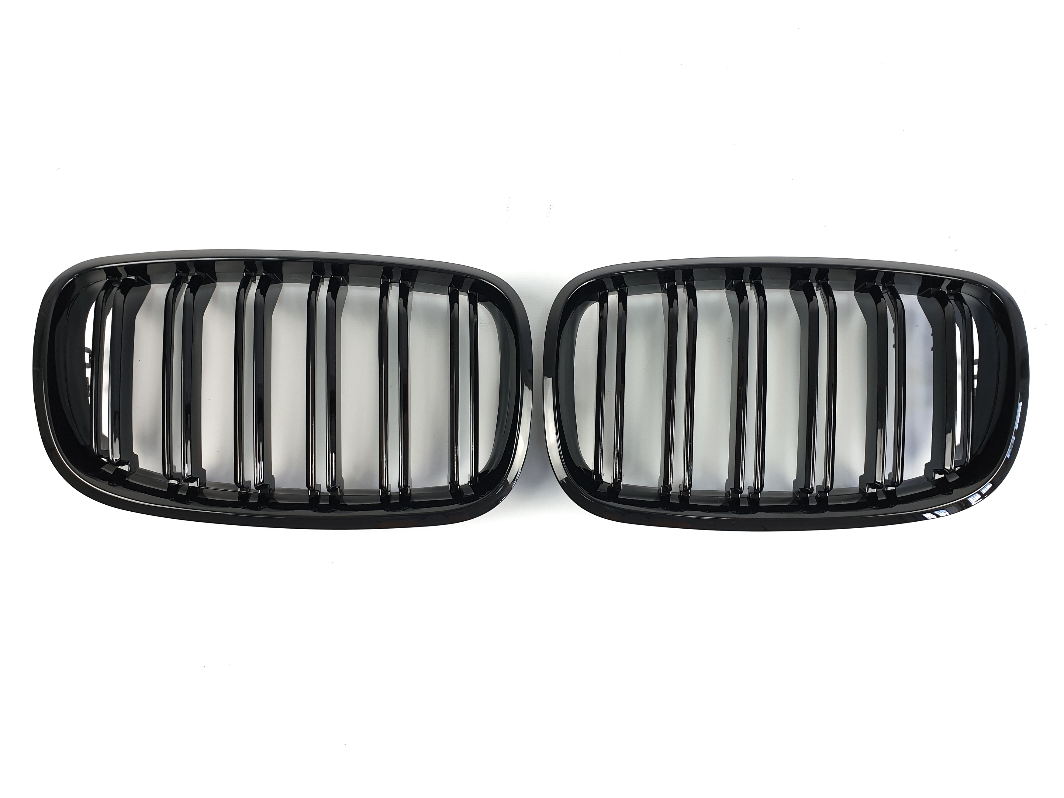 Ніздрі Чорний глянець (Подвійні M-Look) на BMW X5 E70 2010-2013 року