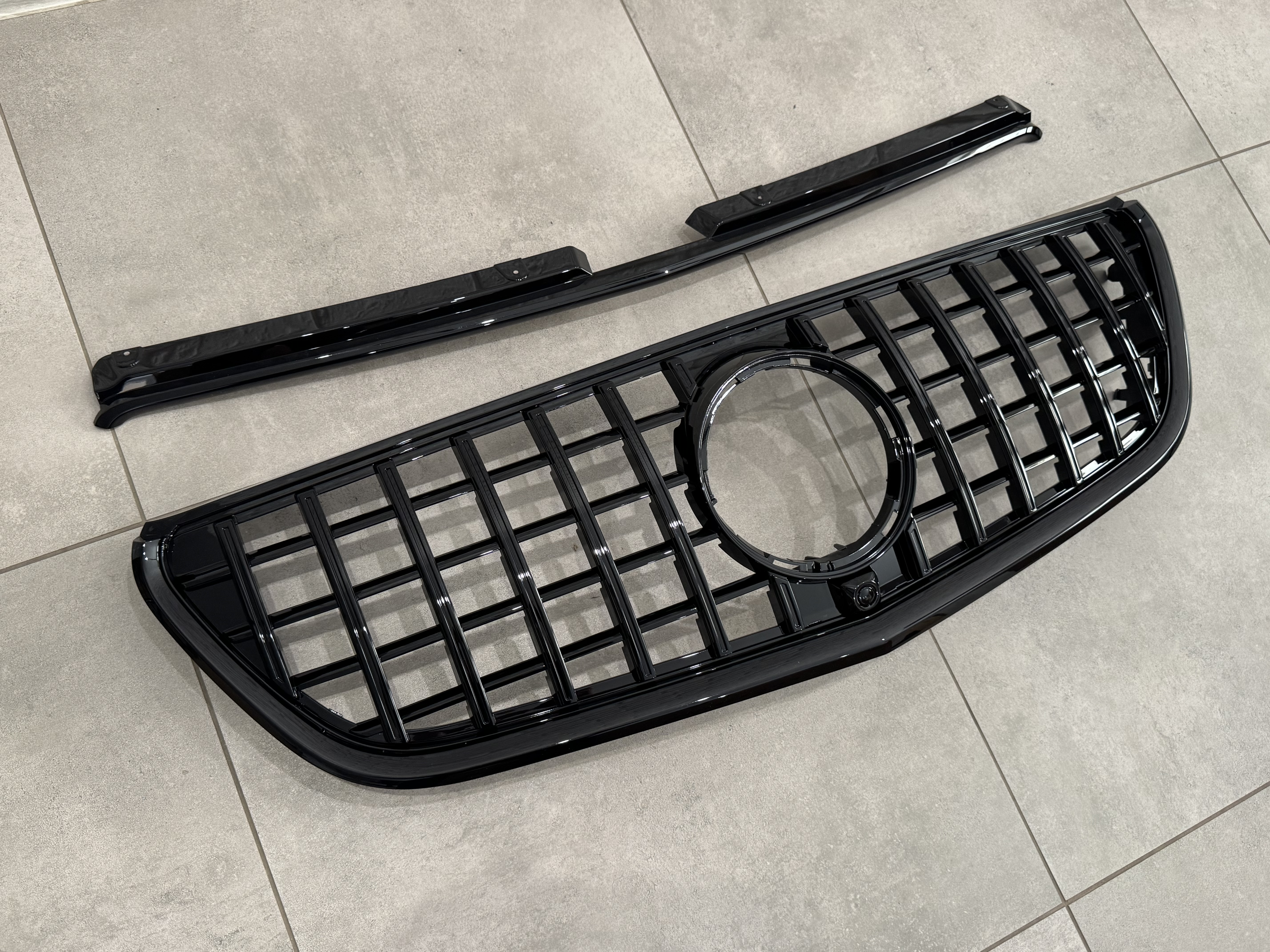 Решітка радіатора GT BLACK Mercedes Benz Vito W447 2014-2019 2