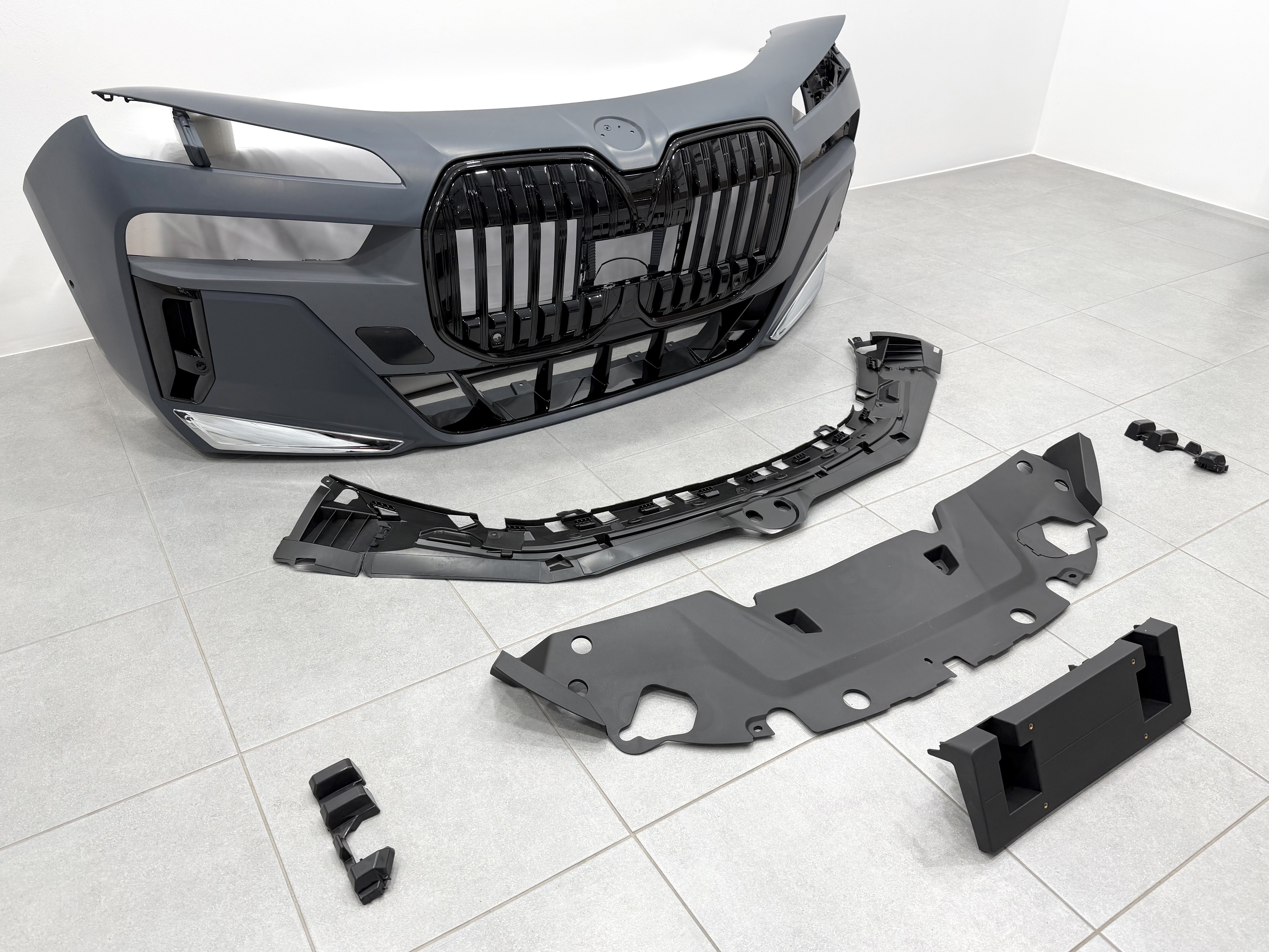 Комплект обвісу M760 для BMW 7 series G70 2023- 5
