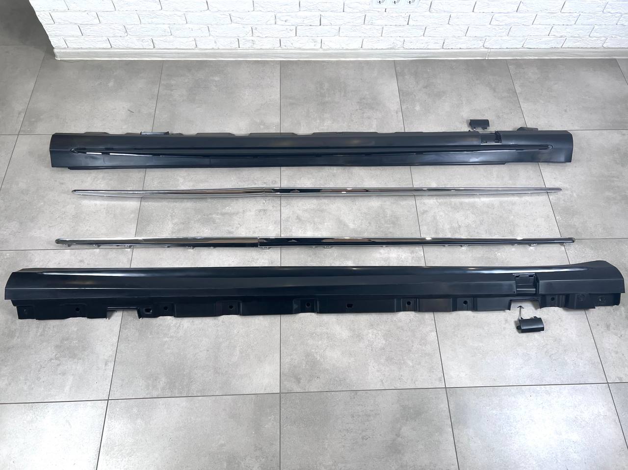 Пороги AMG Mercedes S Class W222 2013-2020 коротка база 3