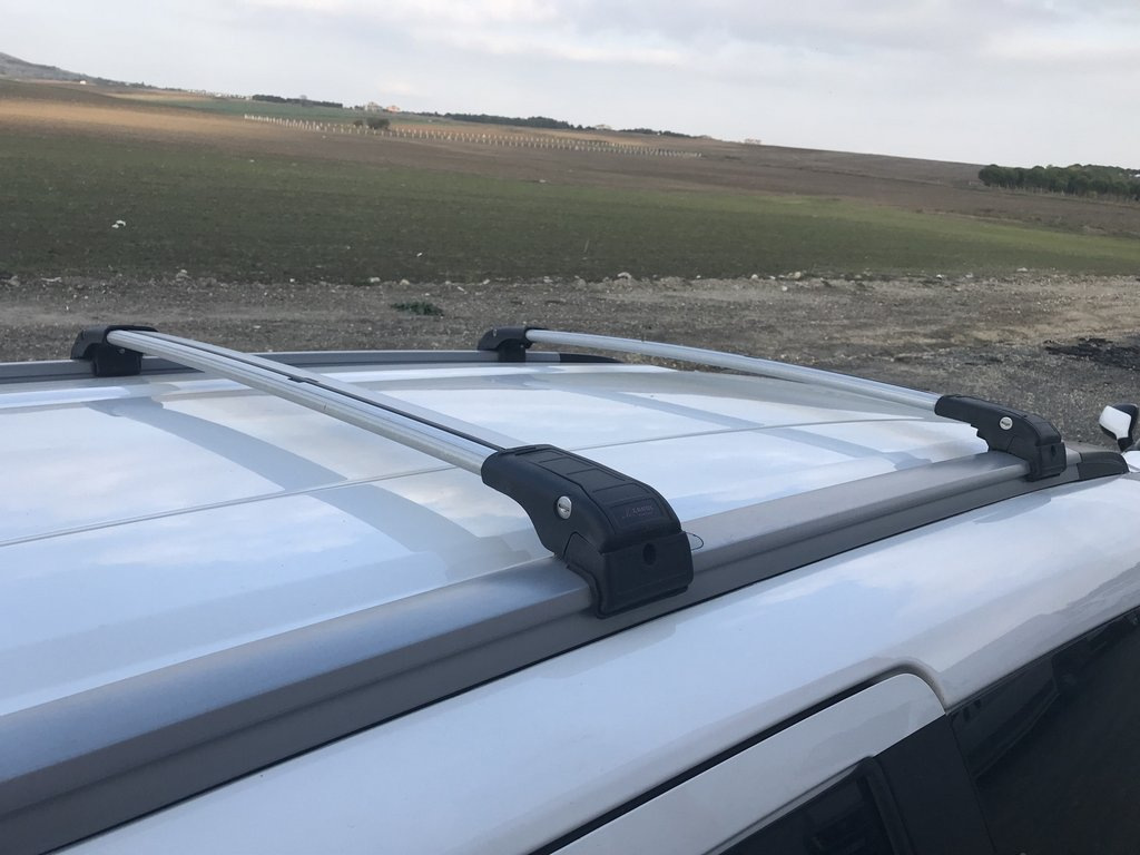 Багажник (поперечини) на інтегровані рейлінги під ключ WingCarrier V2 (2 шт) Сірий
