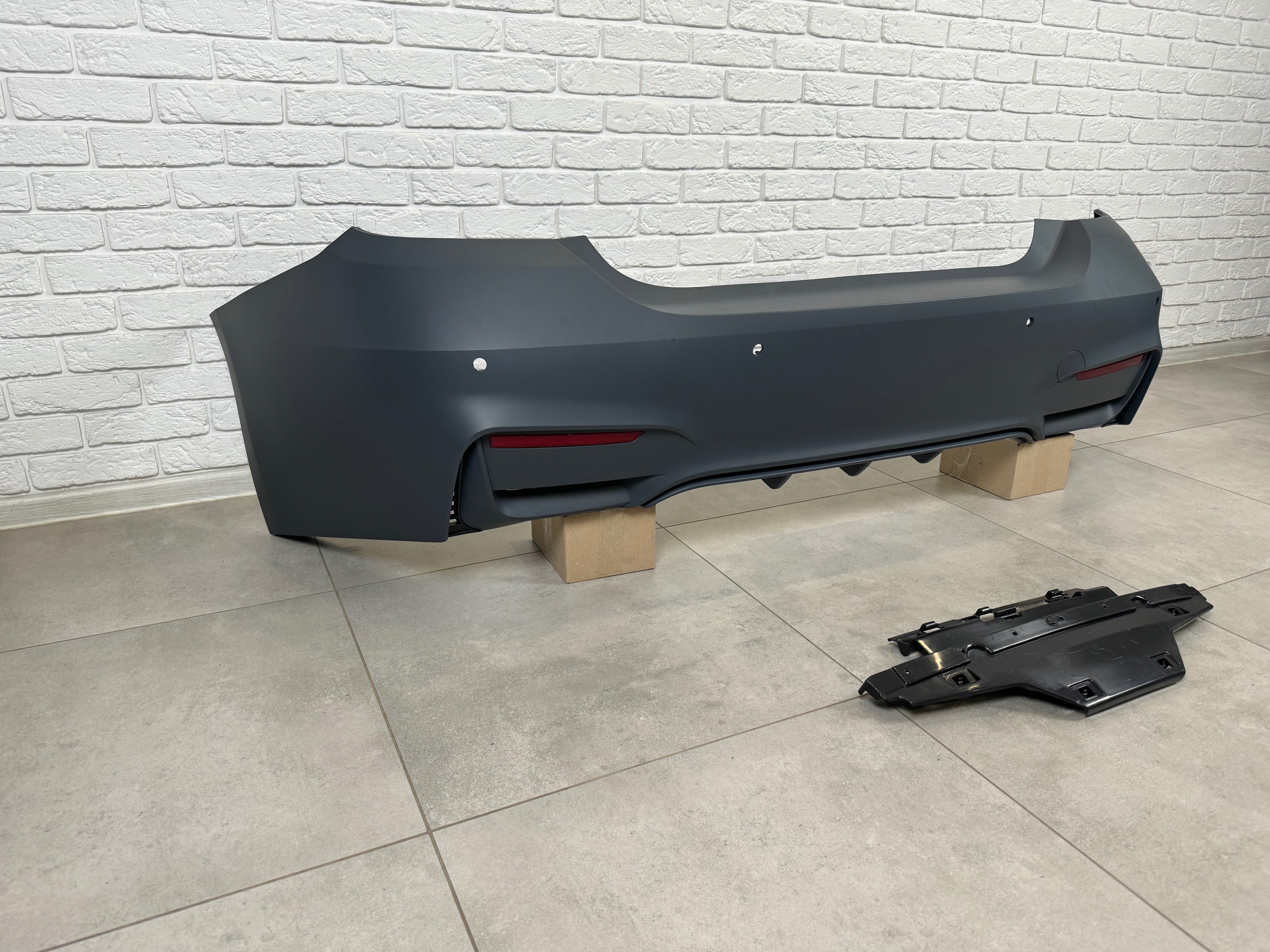 Задній бампер M4 стиль для BMW 4 series F32 F33 F36 2013-2020 5