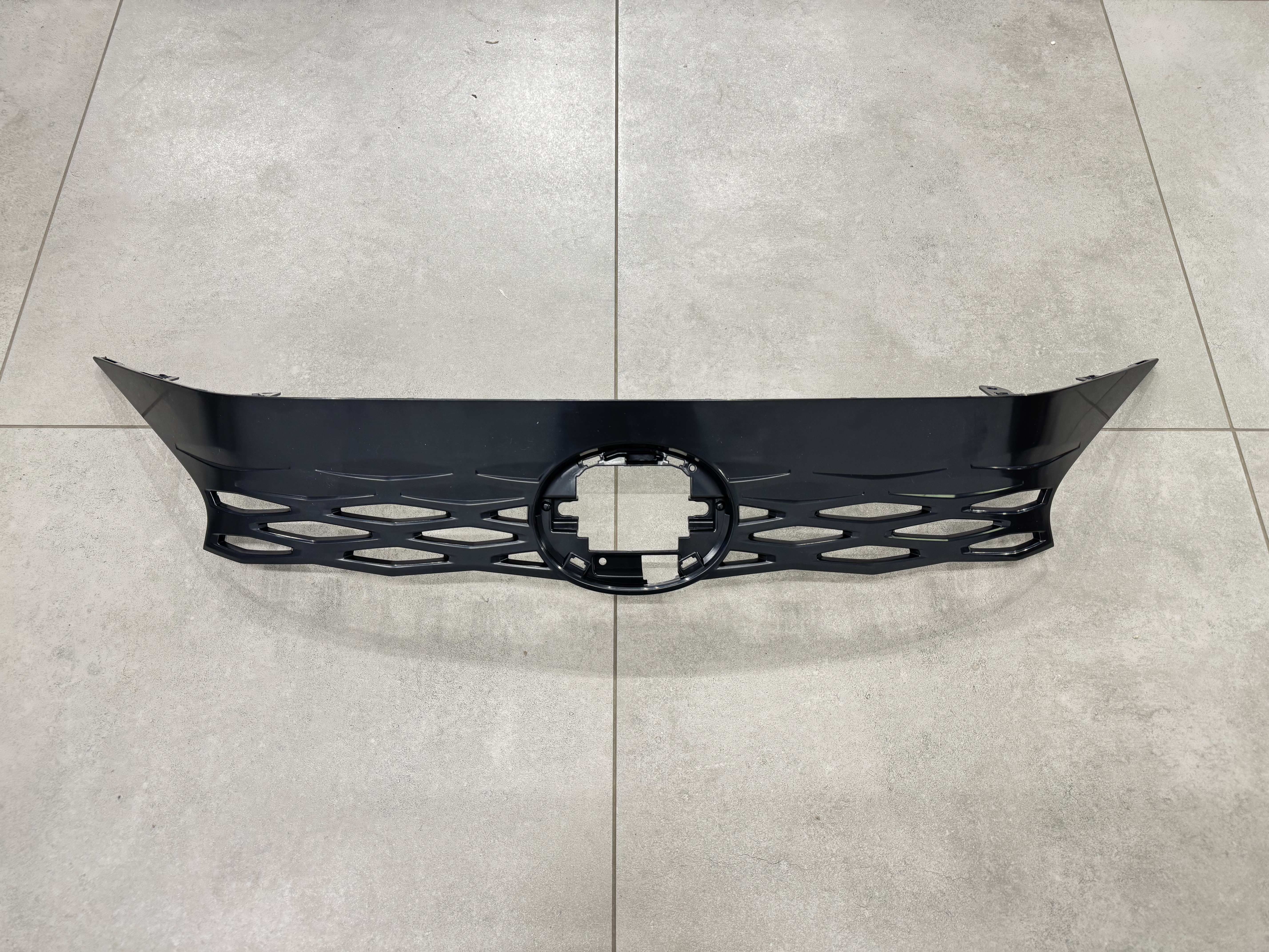 Накладка решітки радіатора верхня OEM Lexus RX 2023+ 5314148900 5