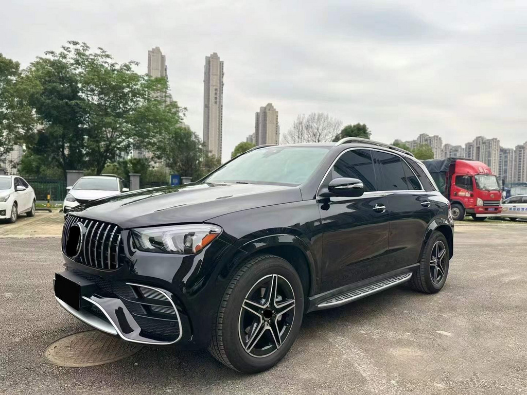 Комплект обвісів AMG GLE63 (з повним заднім бампером) 5