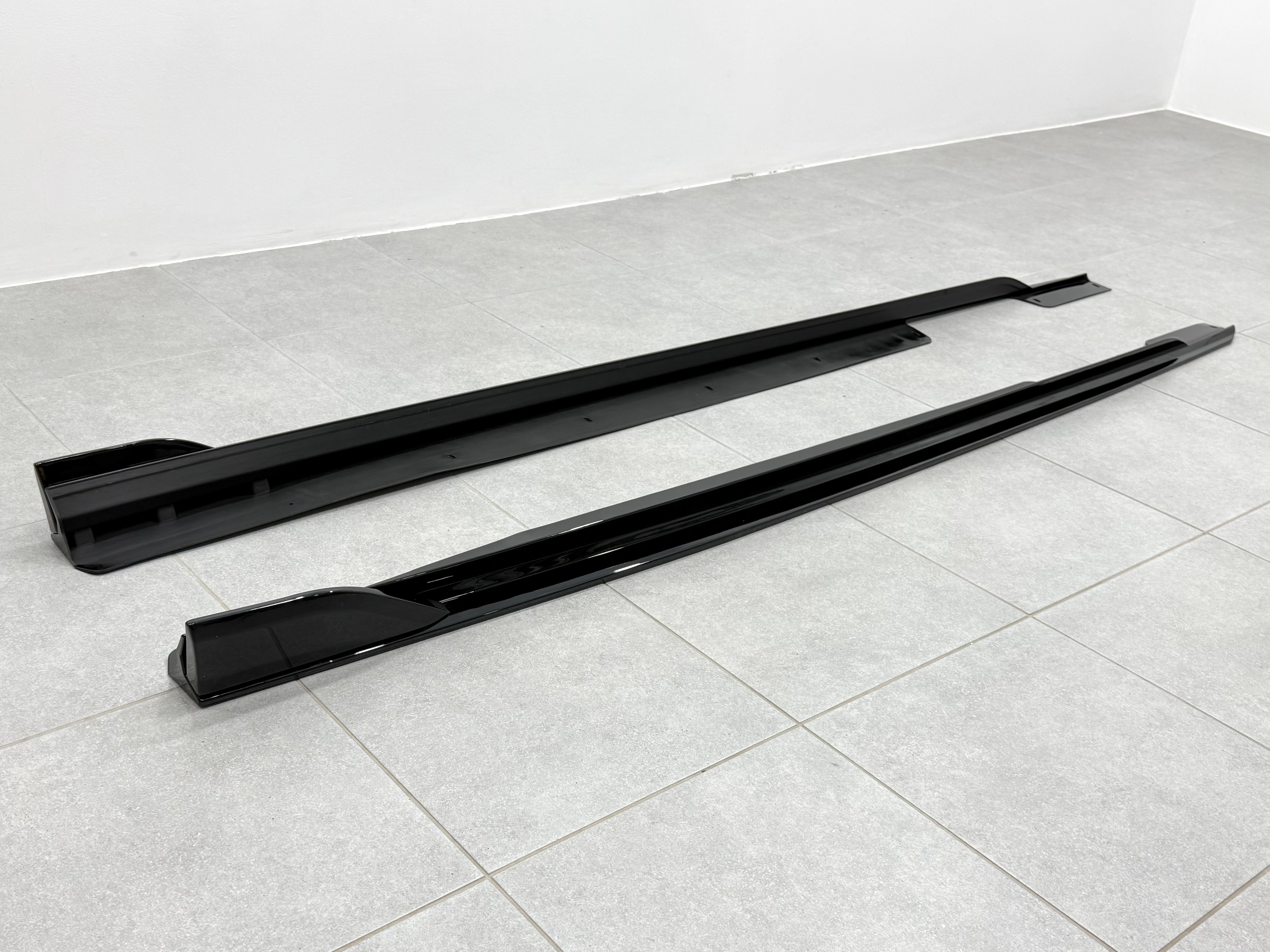 Комплект обвісу M paket Paradigm Black Knight для BMW X6 G06 2018-2022, колір чорний глянець 5