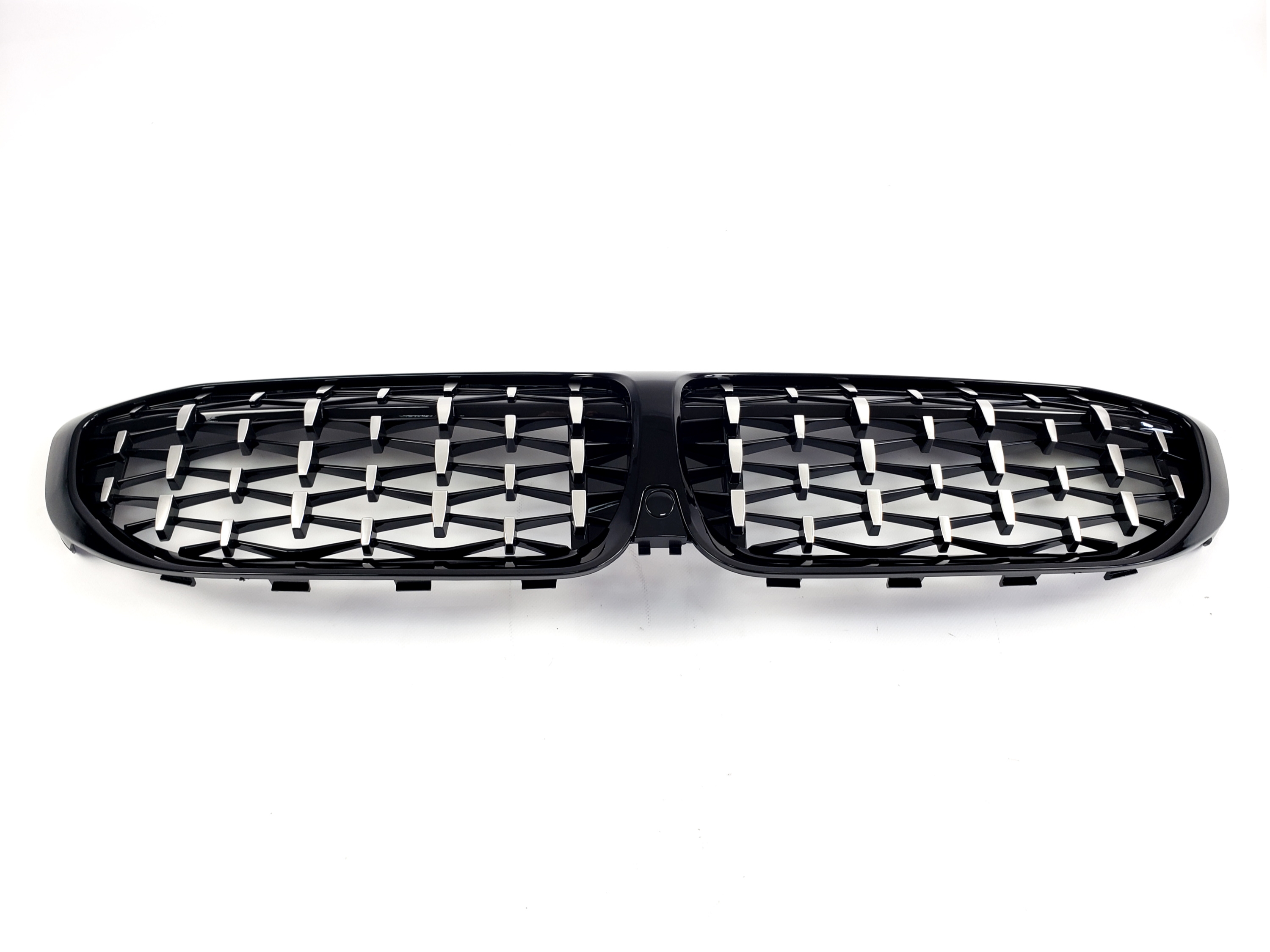 Ніздрі Silver Diamond на BMW 3 Series G20 / G21 2018-2022 року 2