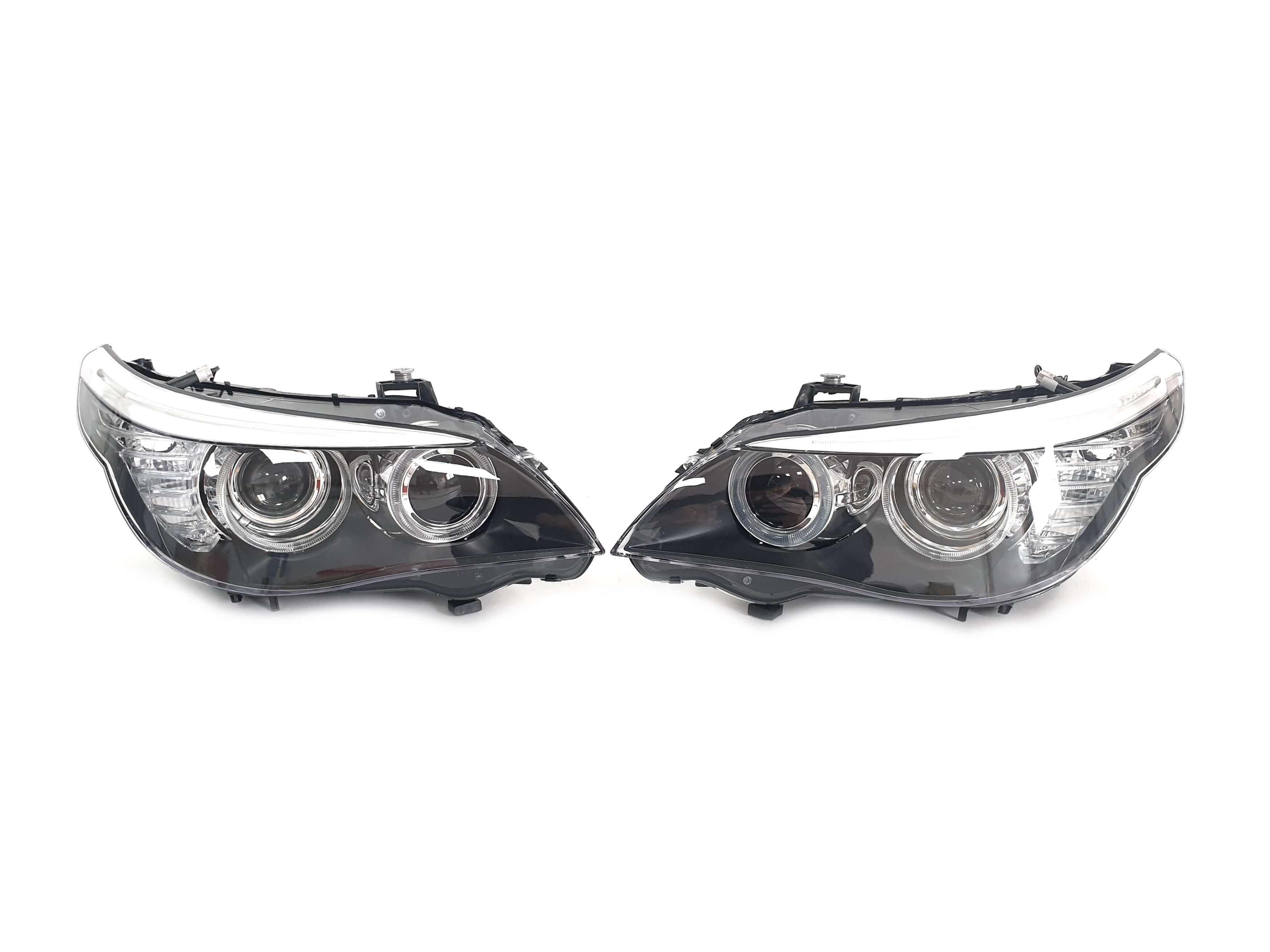 Передні фари Bi-Xenon (без блоків) на BMW 5 Series E60 / E61 2003-2010 року