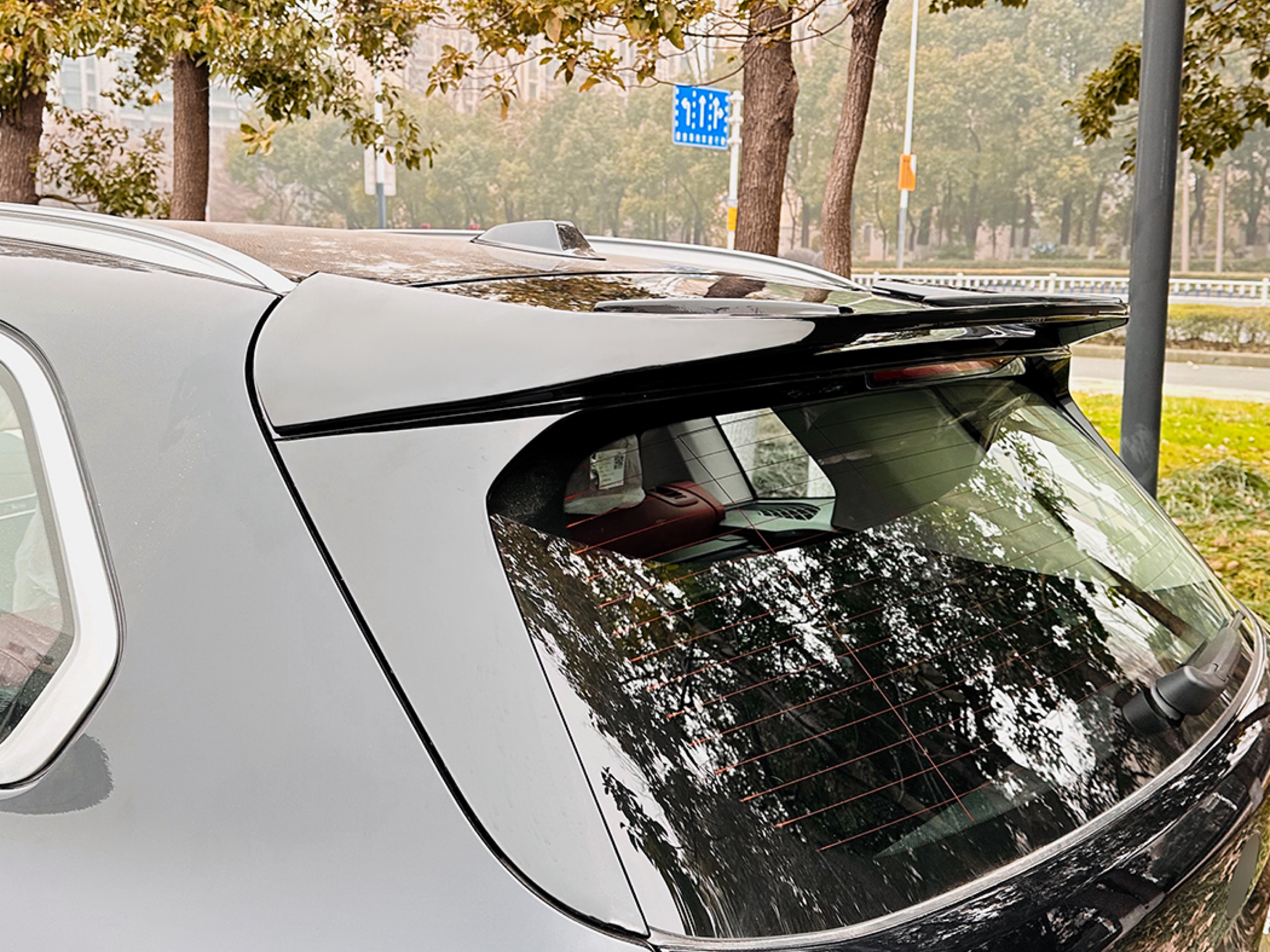 Спойлер на кришку багажника BMW X5 G05 2018+ ABS пластик, колір чорний глянець 2