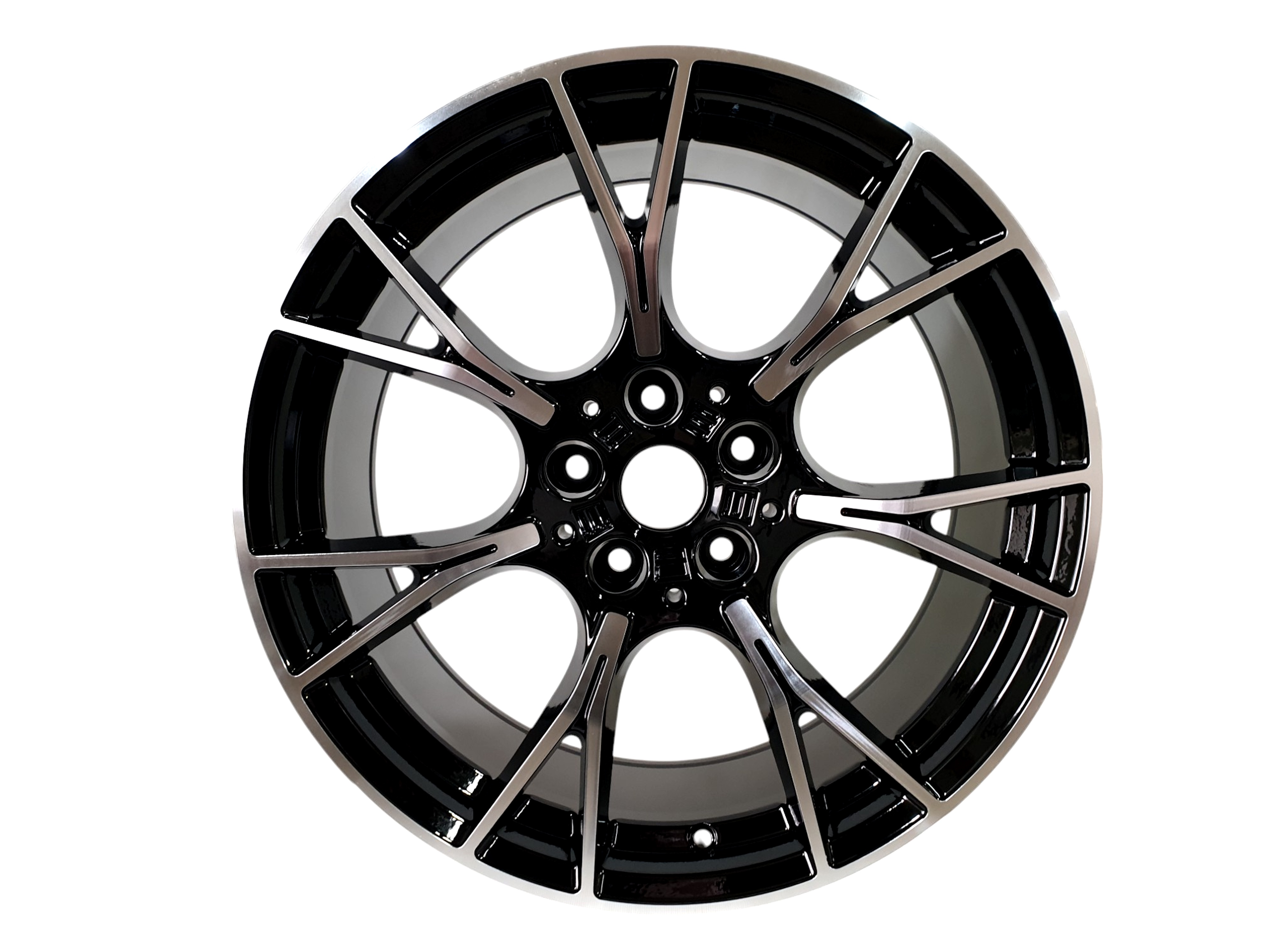 R18 BMF Диски (одноширокі) на BMW 3 Series F30 / F31 2011-2018 року