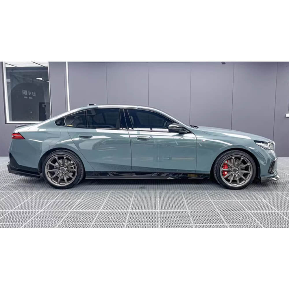 Накладки на пороги (для M-Sport, Карбон) 2