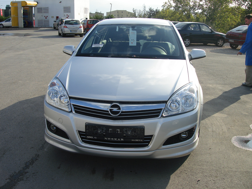 Передня нижня накладка Sedan (під фарбування) 3