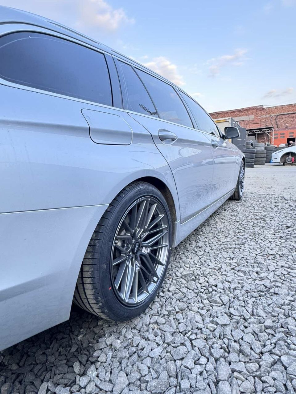 R19 Satin Grey (різноширокі) Диски на BMW 3 Series F30 / F31 2011-2018 року 6