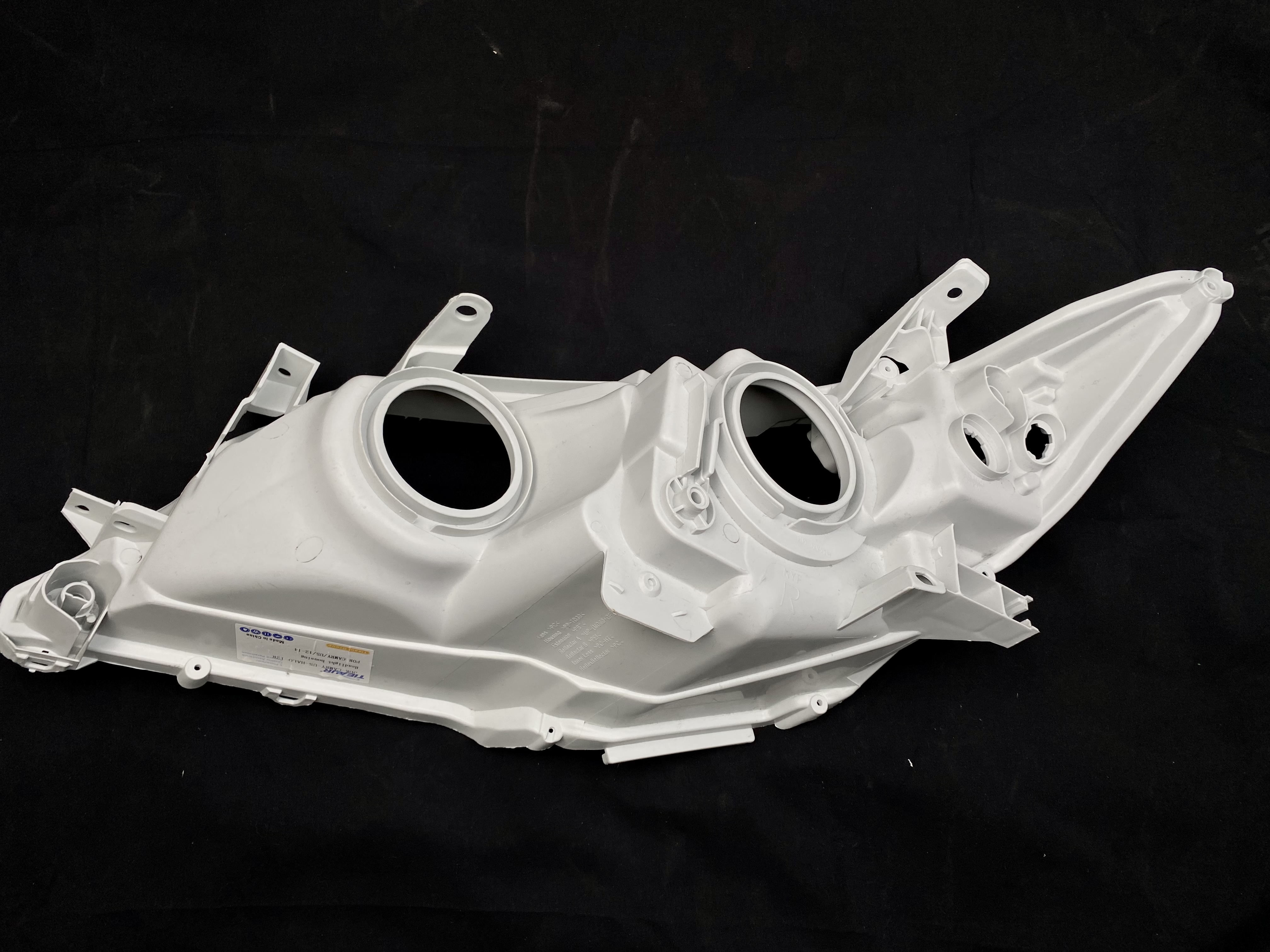 Корпус фари галоген правий Toyota Camry USA 2012-2014 4