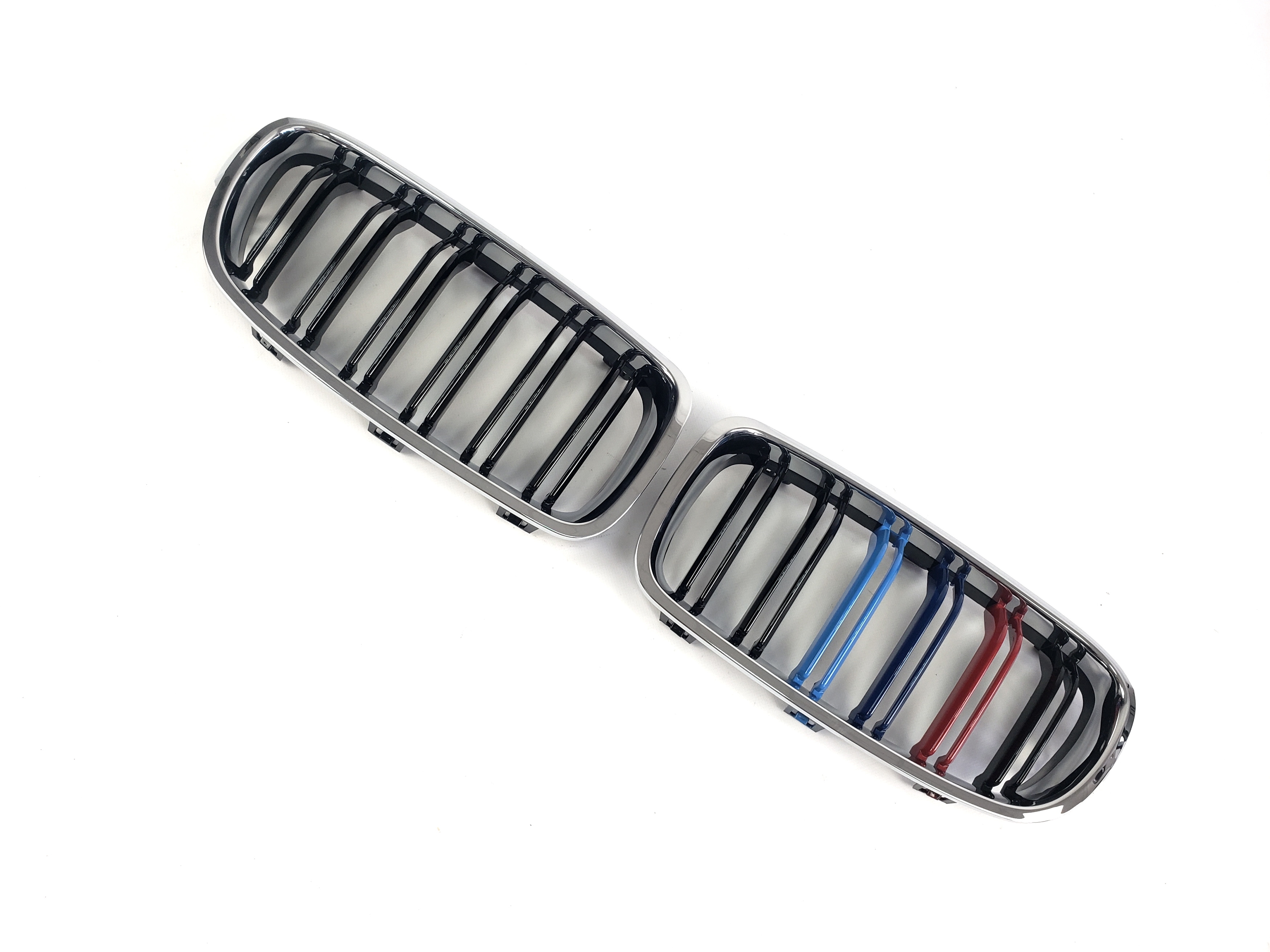 Ніздрі M-color Хром Рамка (Подвійні M-Look) на BMW 3 Series F30 / F31 2011-2018 року 3