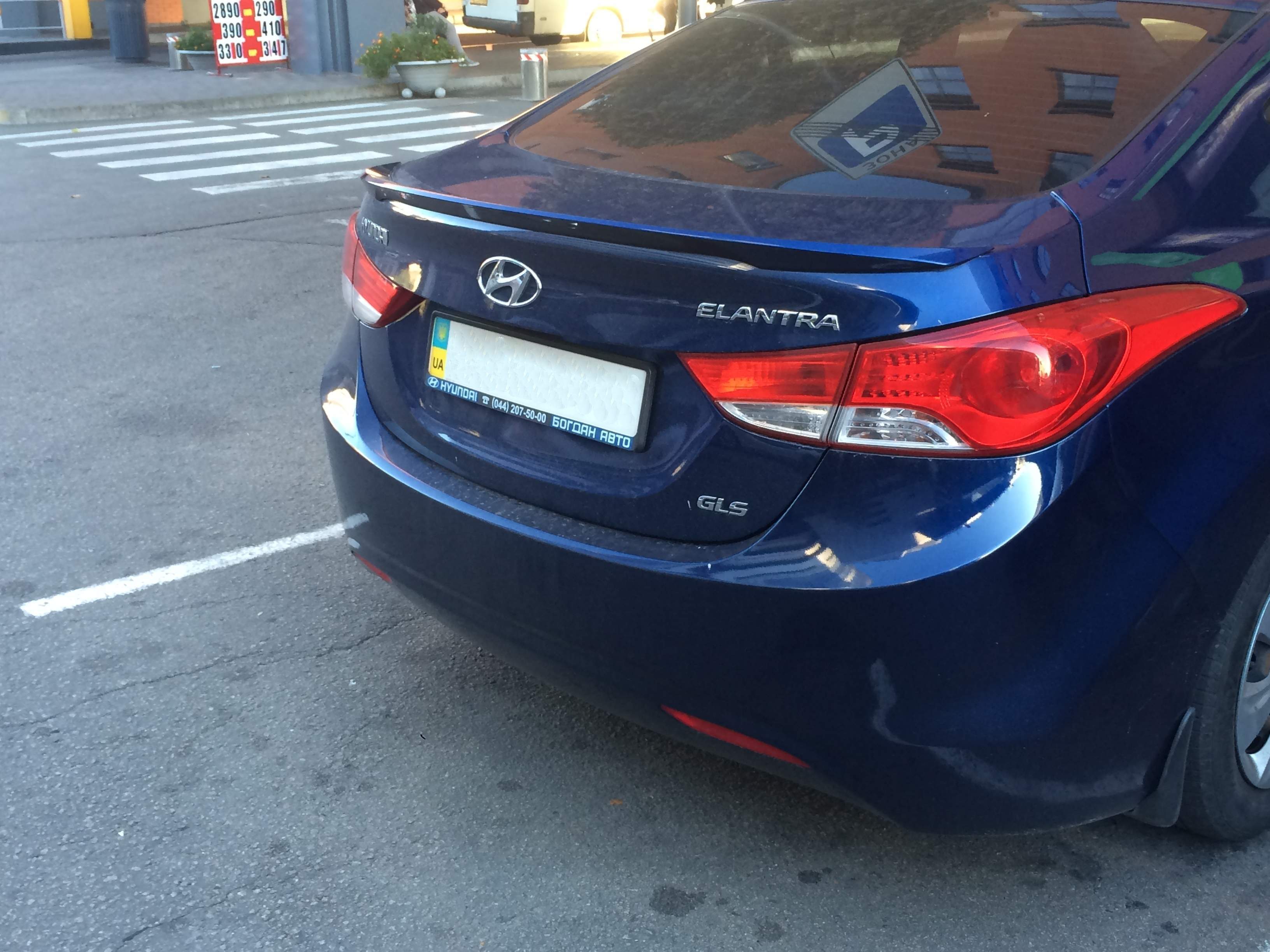 Спойлер ліп багажника Hyundai Elantra MD 2010-2015 ABS пластик під фарбування 3