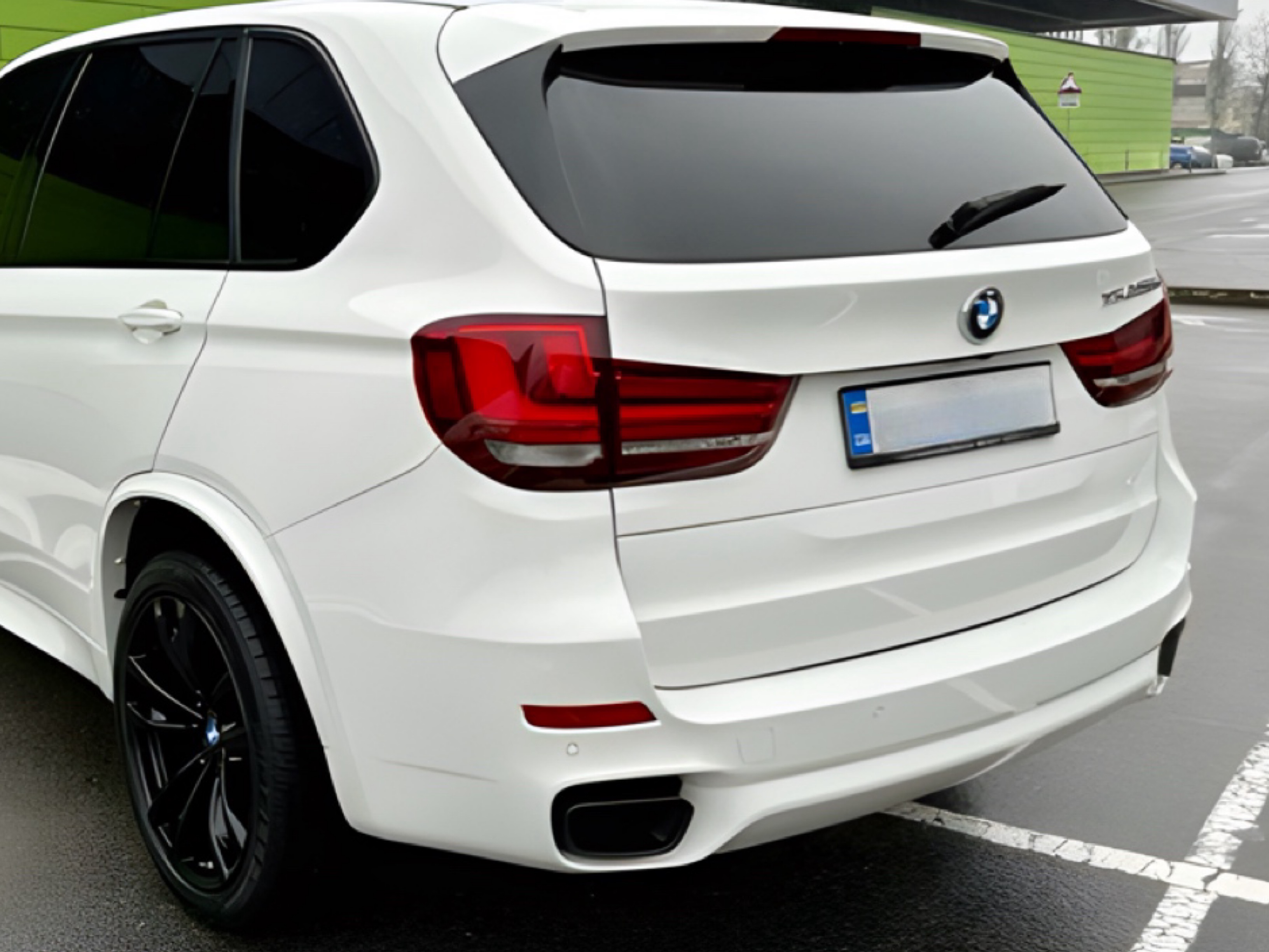 Насадки на вихлопні труби BLACK M Paket BMW X5 F15 2014-2018 5