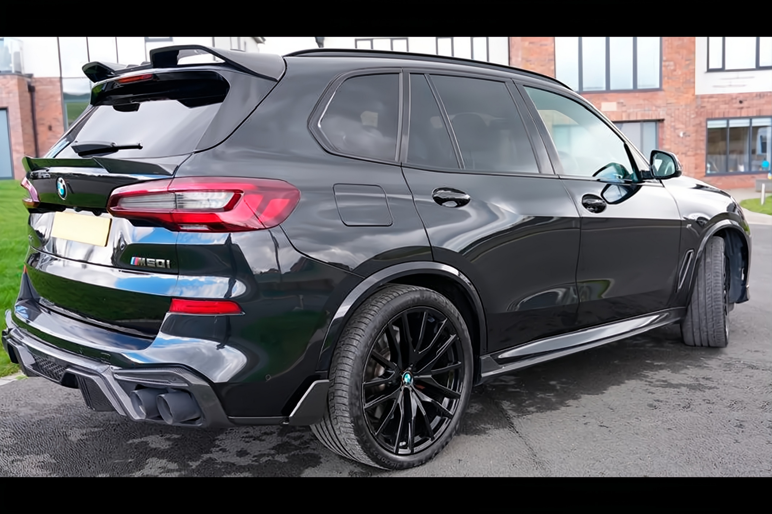 Комплект обвісів LRT-Design Carbon (для M-Sport 2018-2022) 5