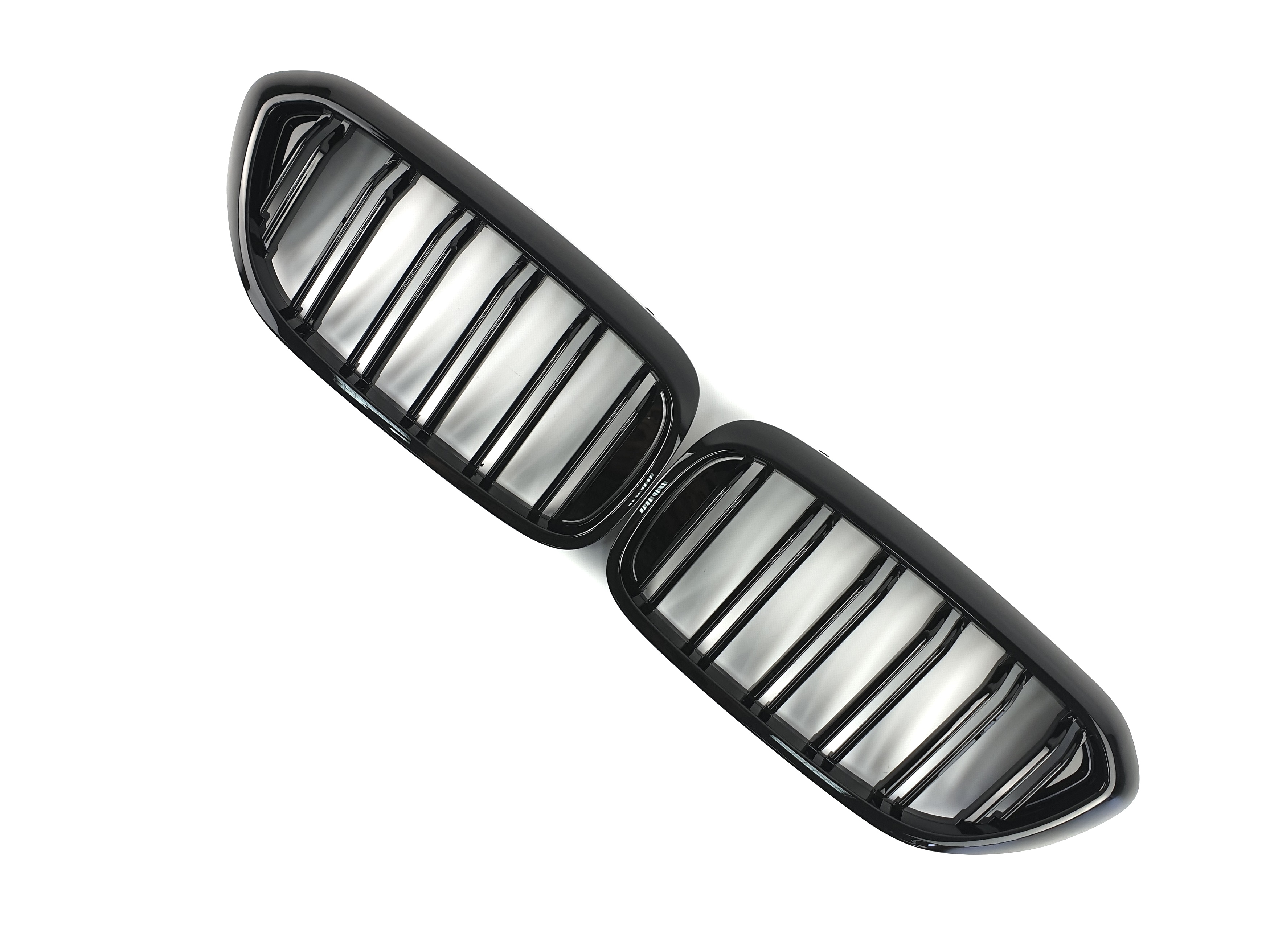 Ніздрі Чорний глянець (Подвійні M-Look) на BMW 5 Series G30 / G31 2017-2020 року 3