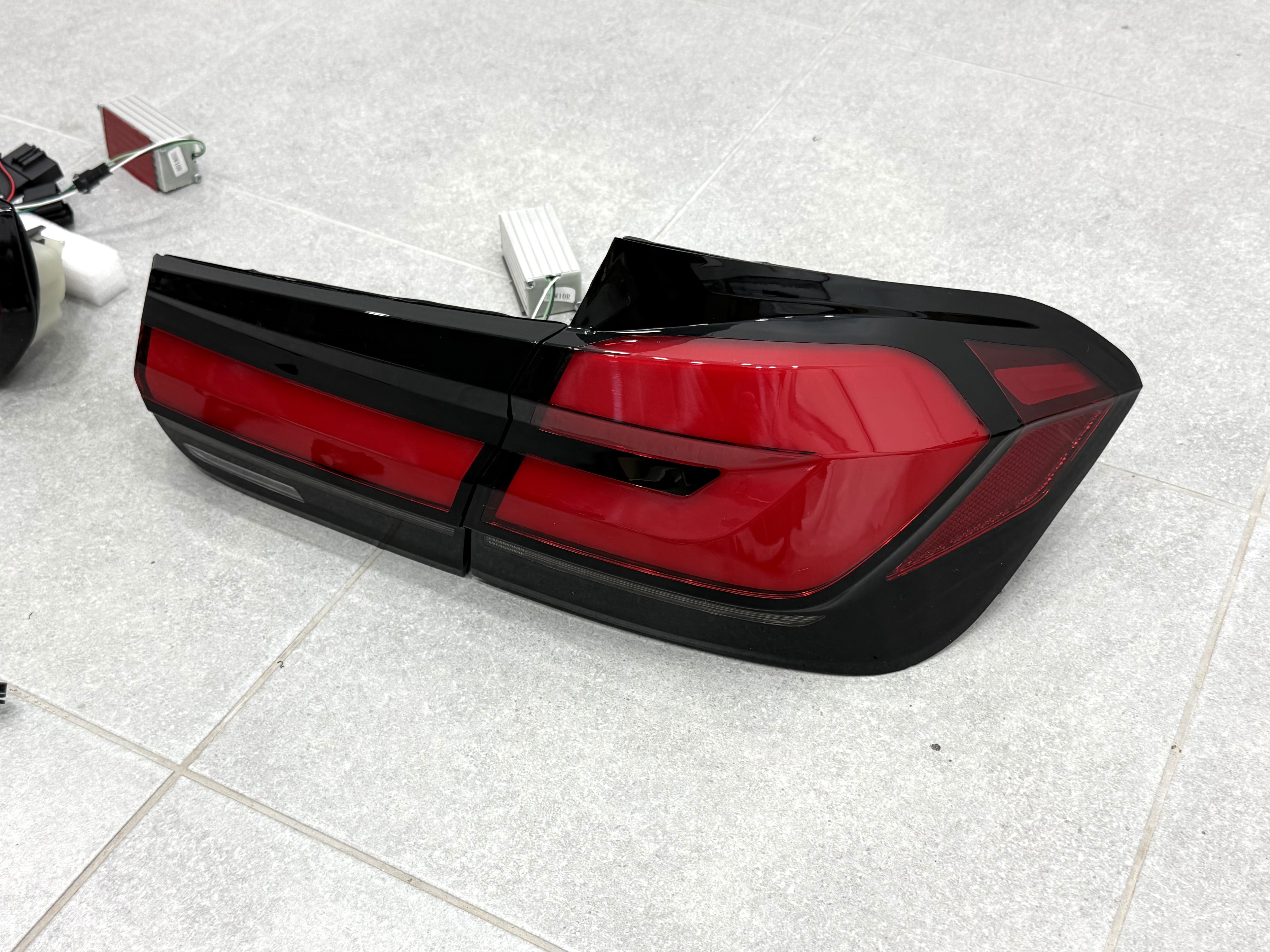 Задні LED ліхтарі стиль G30 для BMW 3 series F30 2012-2018 червоні, комплект 4шт. 4