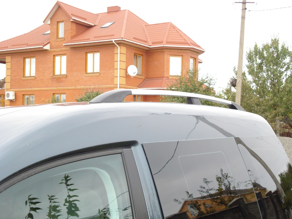 Рейлінги хром Станд. база, Пластикові ніжки 2