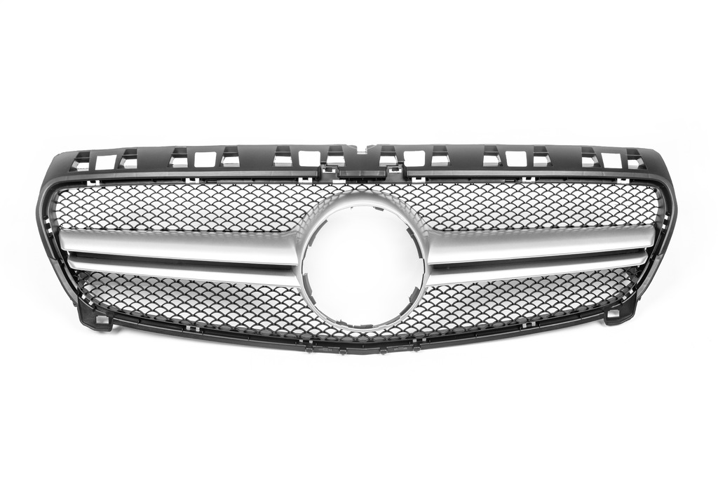 Передня решітка AMG Silver (2012-2015) 2