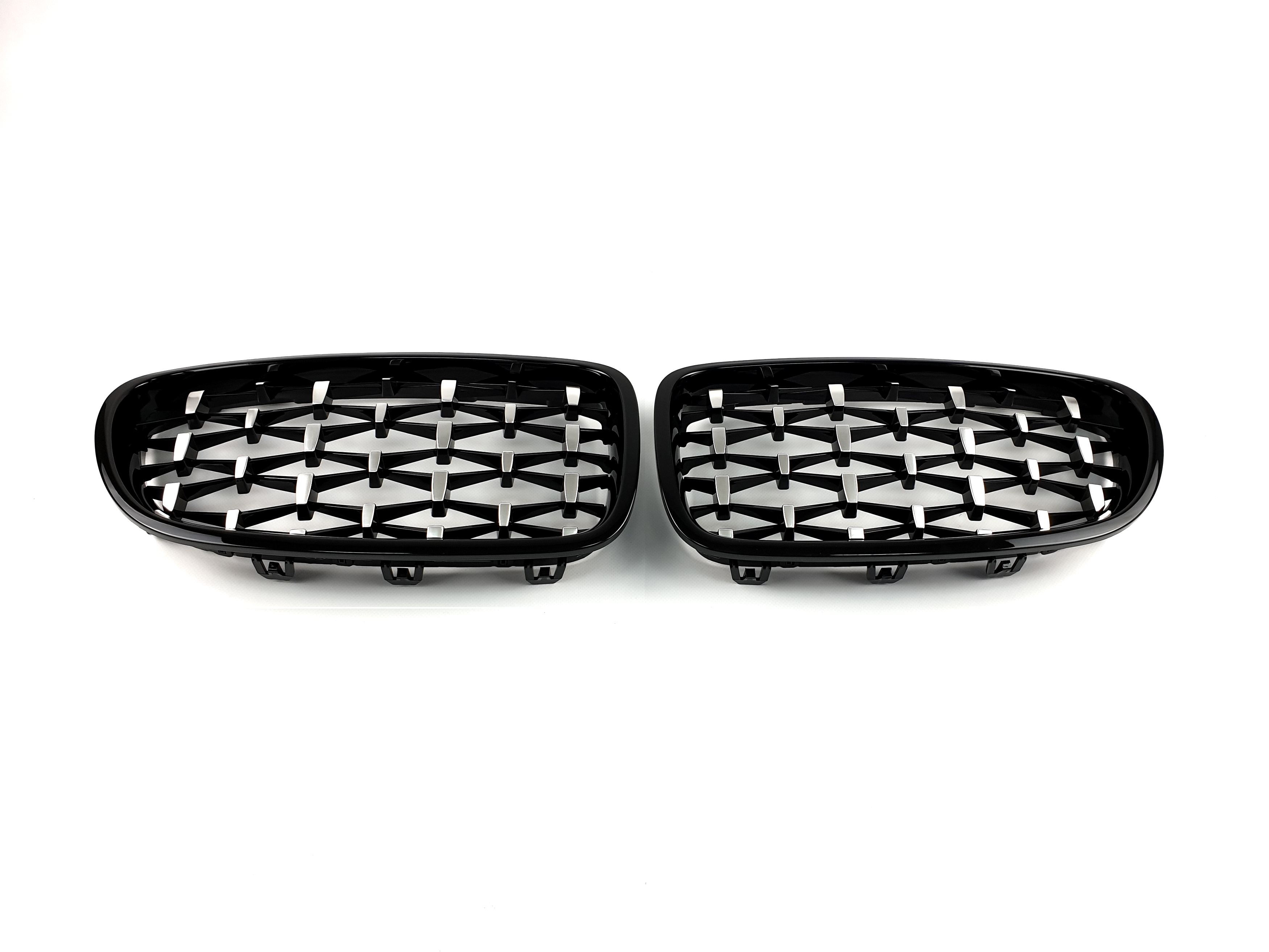 Ніздрі Diamond Silver на BMW 5 Series F10 / F11 2010-2017 року 2