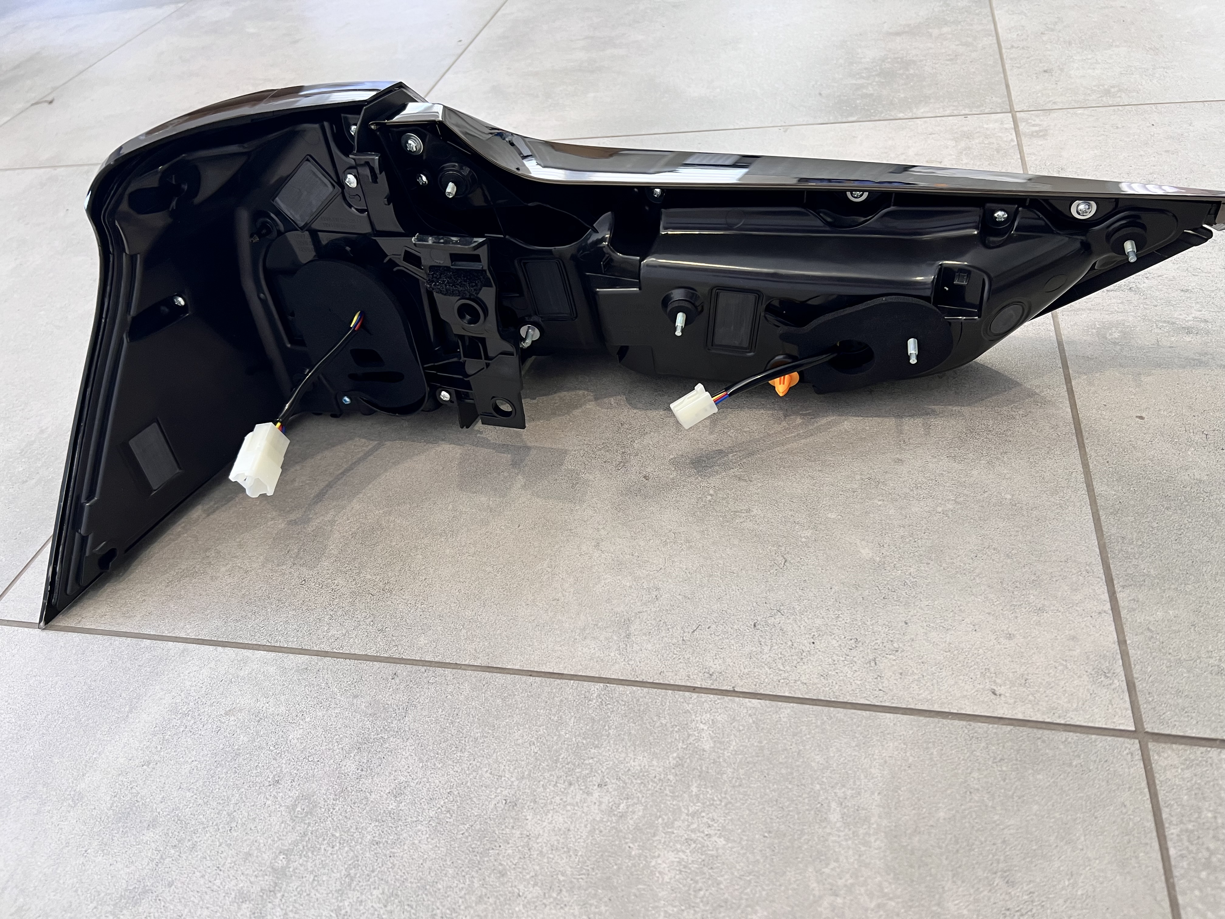 Задні ліхтарі Black Vision Lexus LX 570 450D 2016 - 2022 4шт. 3
