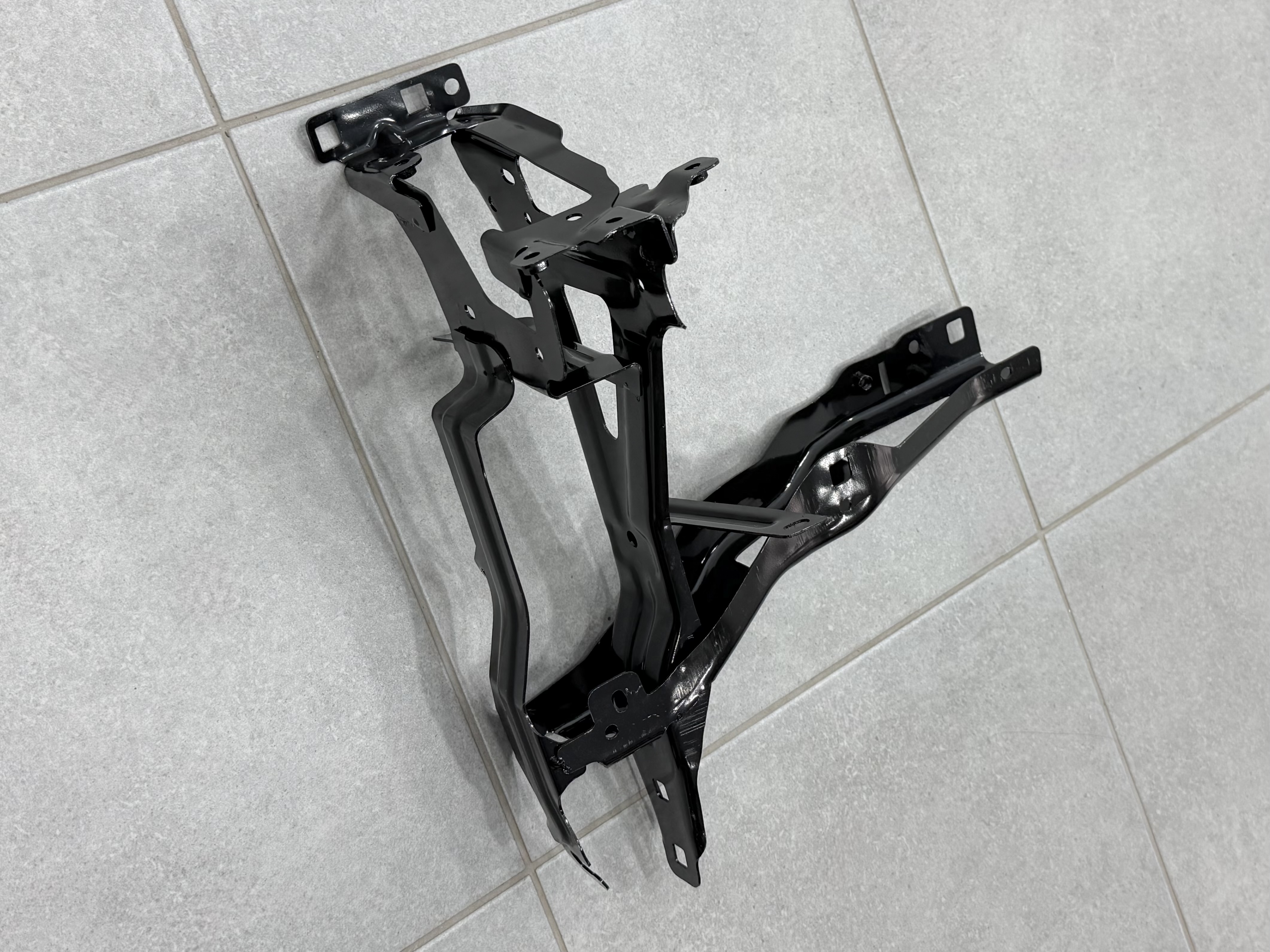 Кронштейн лівого окуляра 51647400113 для BMW X3 G01 X4 G02 4
