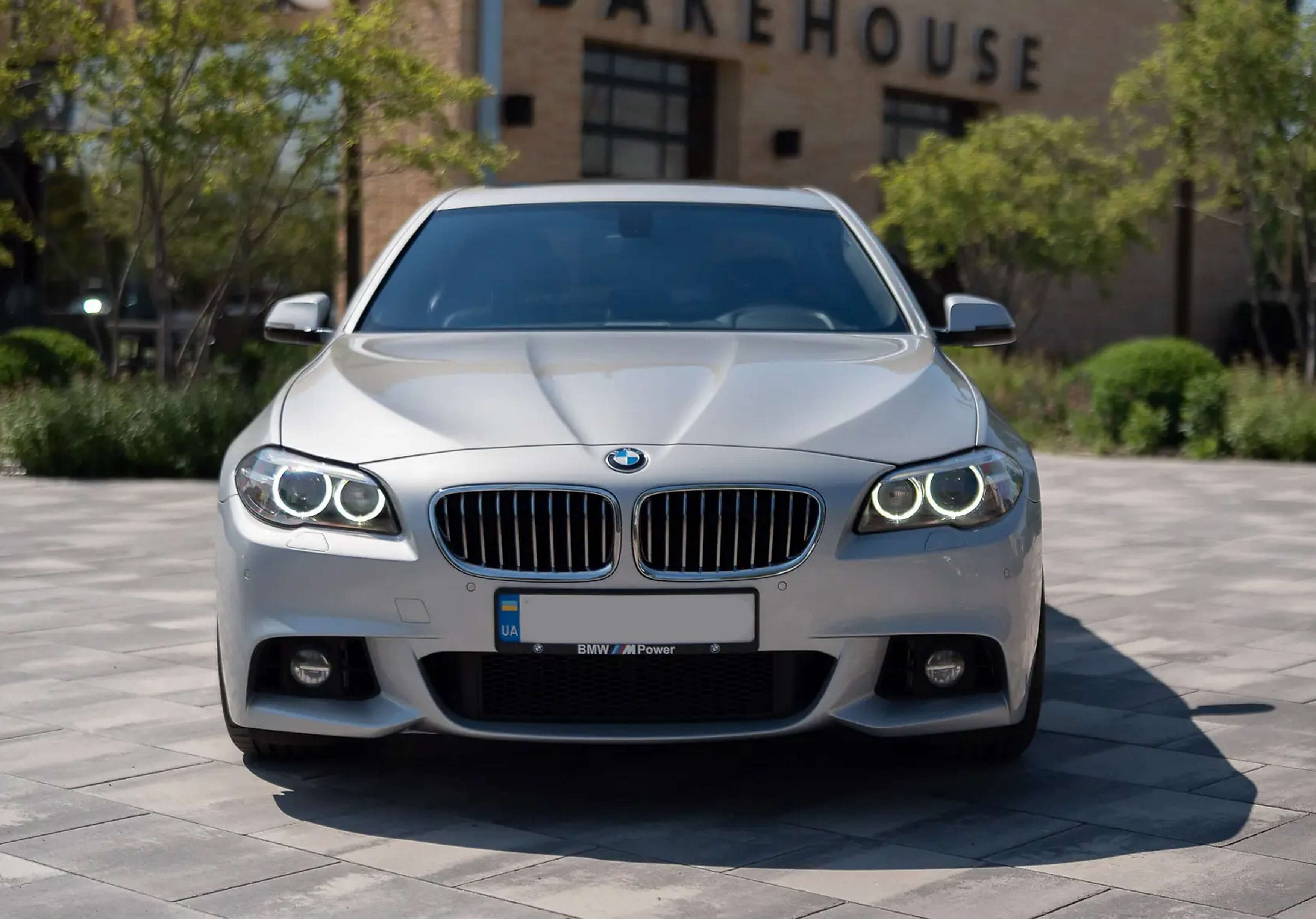 Передній бампер (M Sport Paket) LCI на BMW 5 Series F10 / F11 2010-2017 року 5