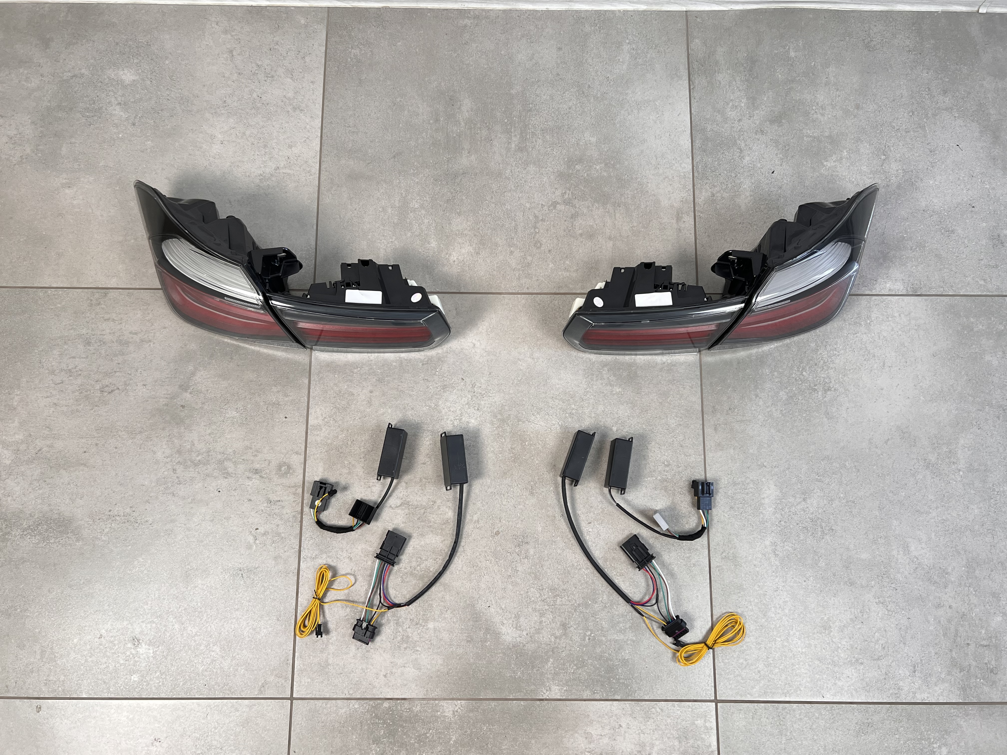 Задні LED ліхтарі BMW 3 series F30 2012-2018 димчасті, 4шт. 5