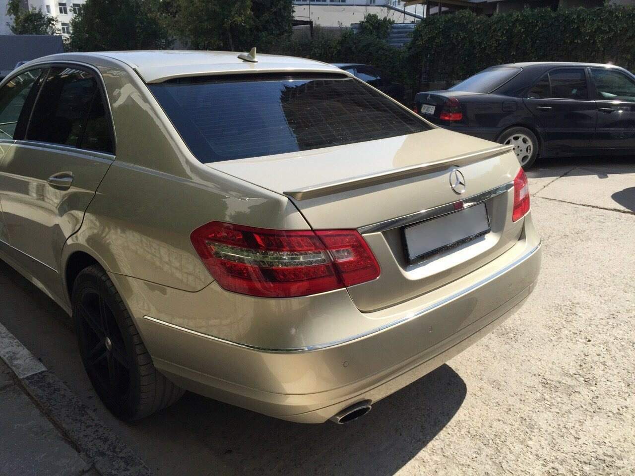 Козирок на скло Mercedes W212 2009-2016 ABS пластик 2