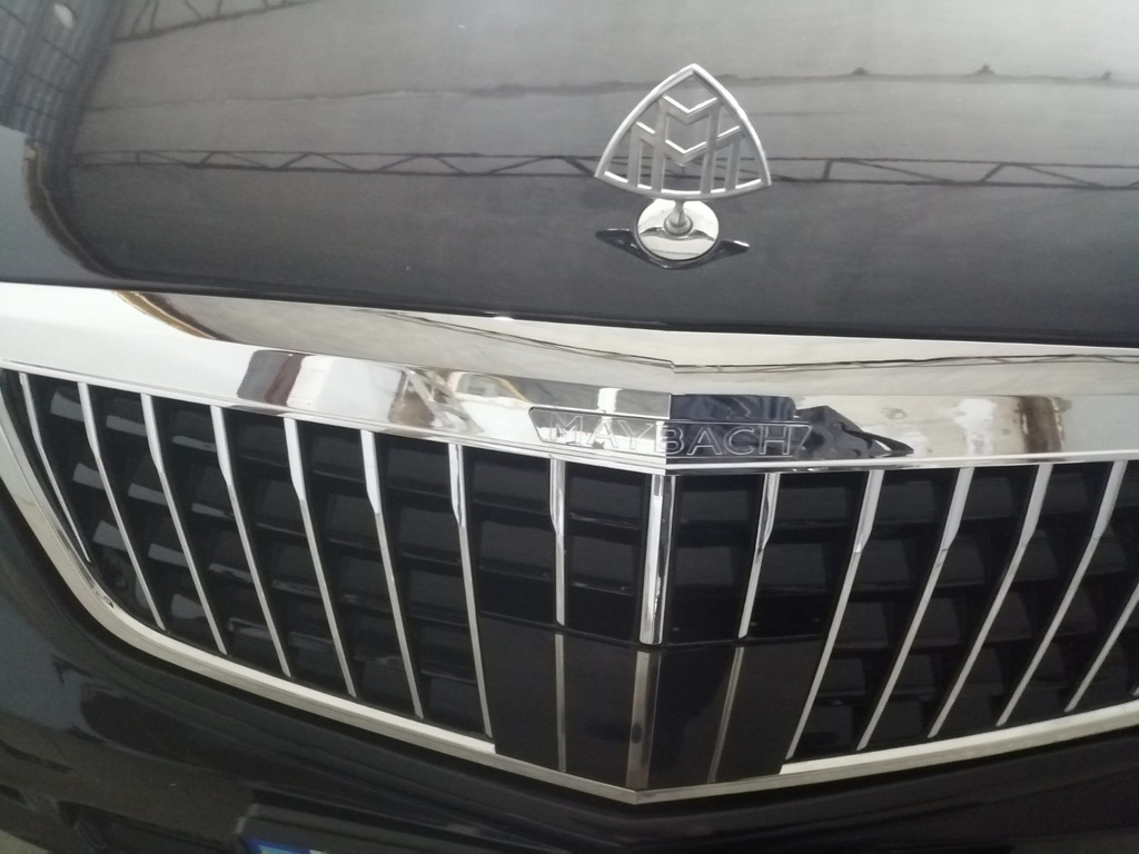 Решітка радіатора Maybach V2 (2009-2013) 2