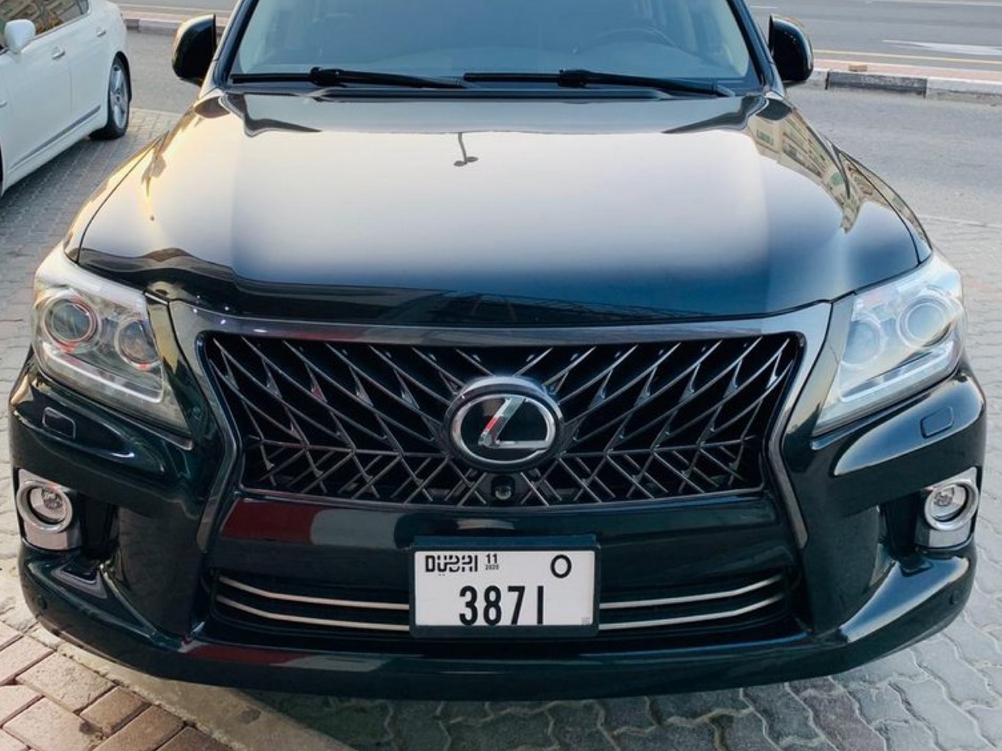 Решітка радіатора TRD BLACK Lexus LX 570 рестайлінг 2012-2015