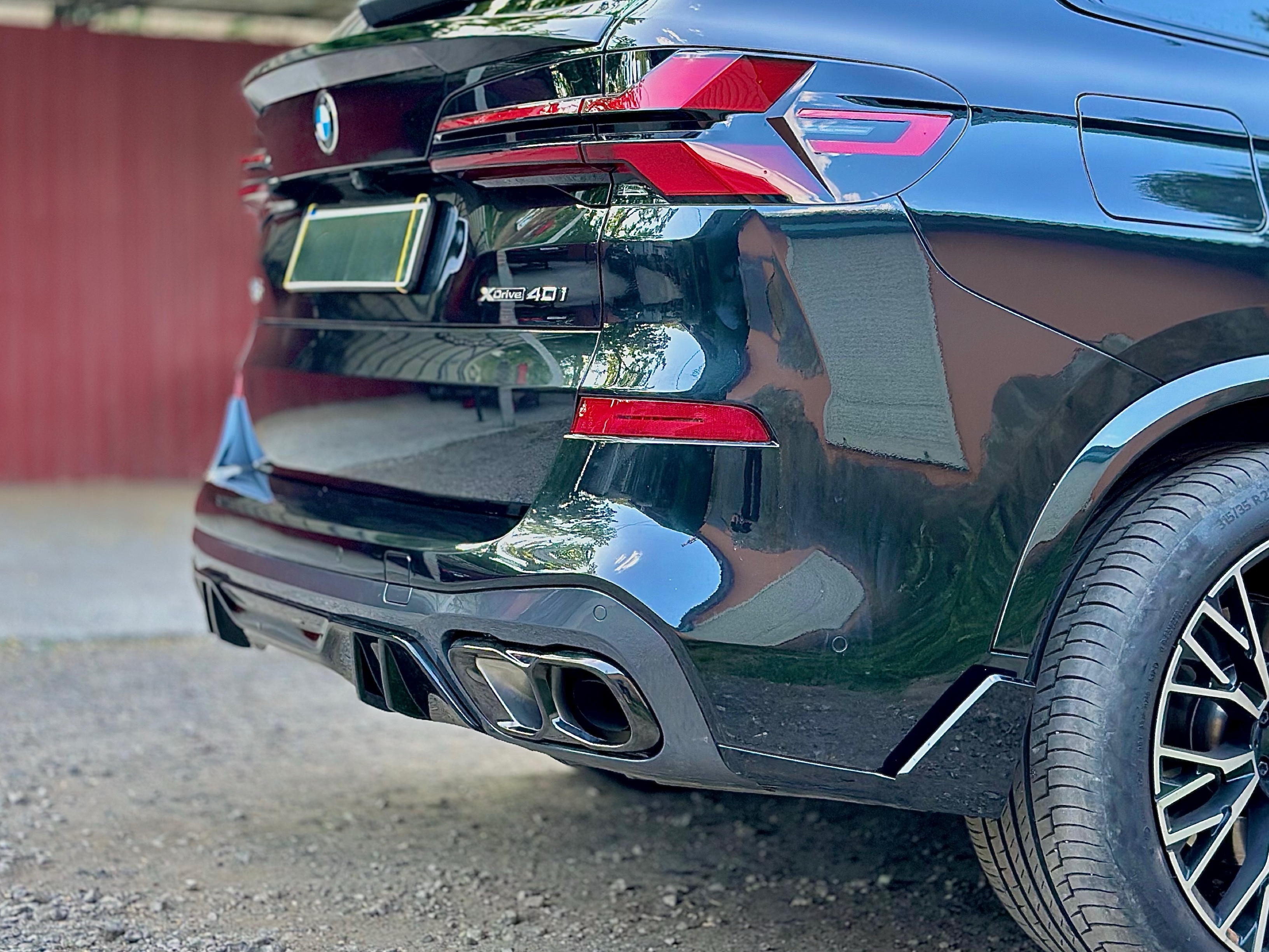 Насадки на вихлопні труби M60i LCI для BMW X5 G05/X6 G06/X7 G07 чорні 5